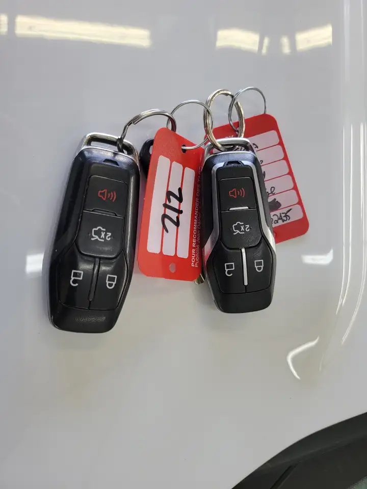 Ford Edge photo Ford Edge