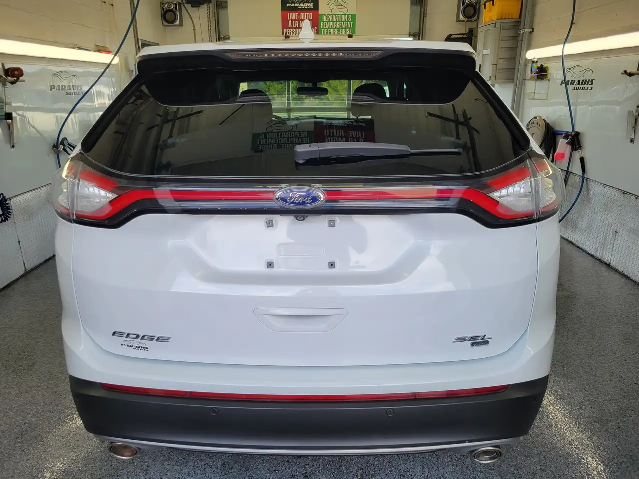 Ford Edge photo Ford Edge