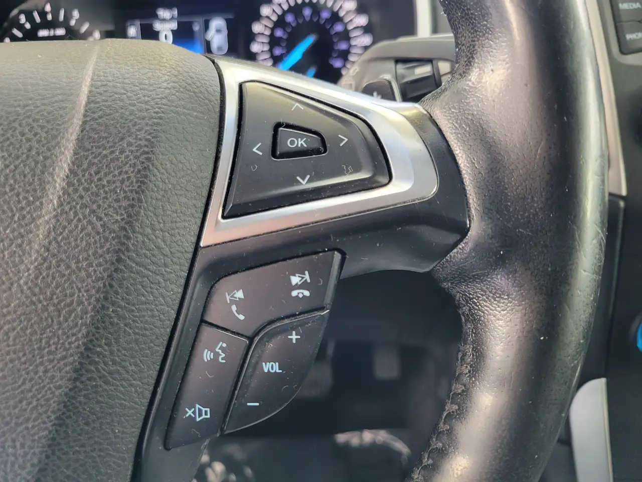 Ford Edge photo Ford Edge