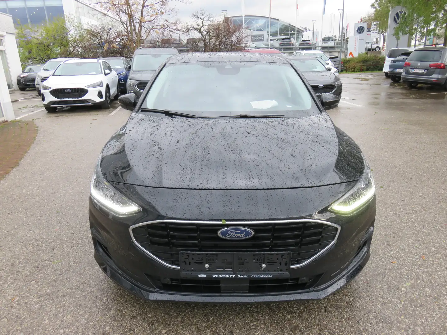 Ford Focus 1,5 EcoBlue Cool & Connect Schwarz - 2