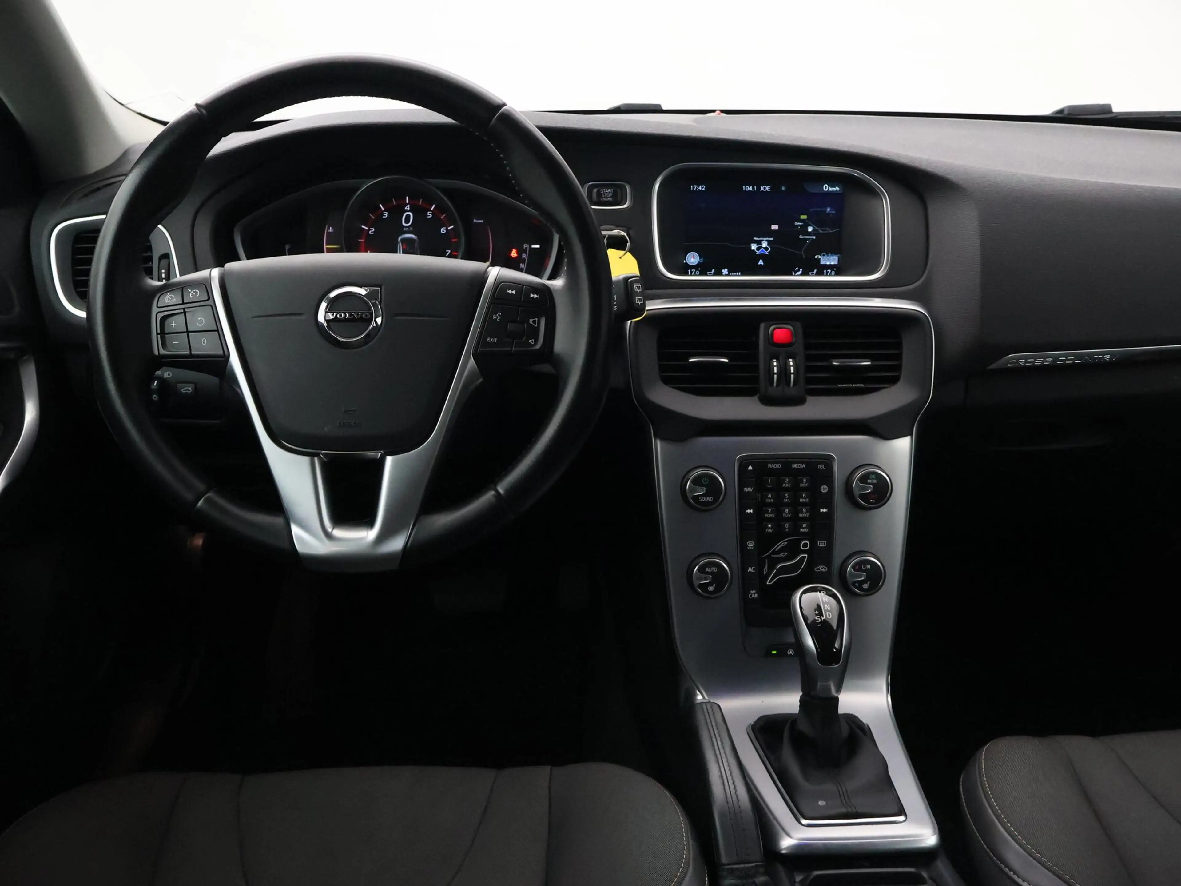 Volvo V40 Cross Country 1.5 T3 NORDIC+ 152 PK AUT. *DEALER ONDERHOUDEN* + — photo 3
