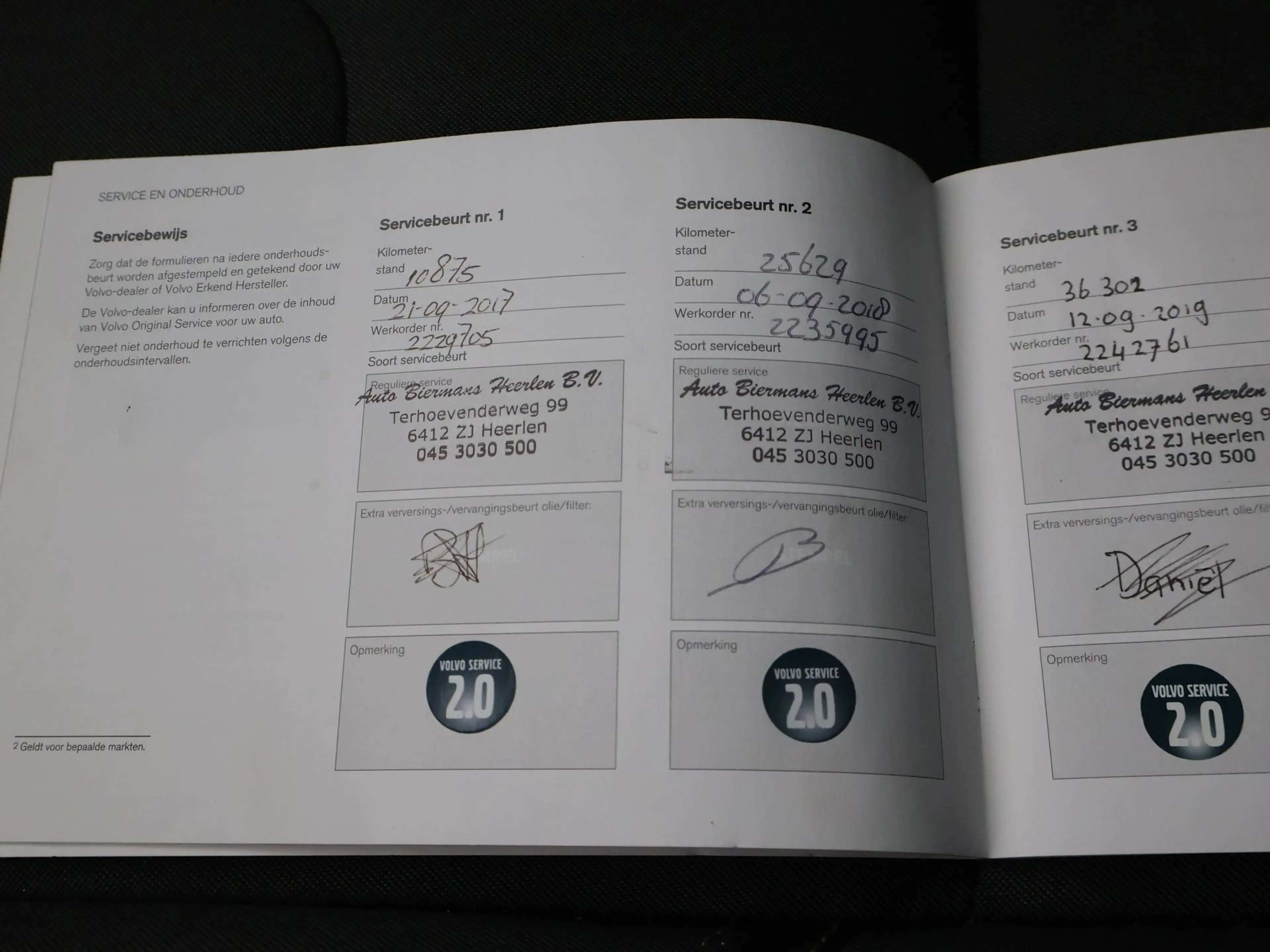 Volvo V40 Cross Country 1.5 T3 NORDIC+ 152 PK AUT. *DEALER ONDERHOUDEN* + — photo 16