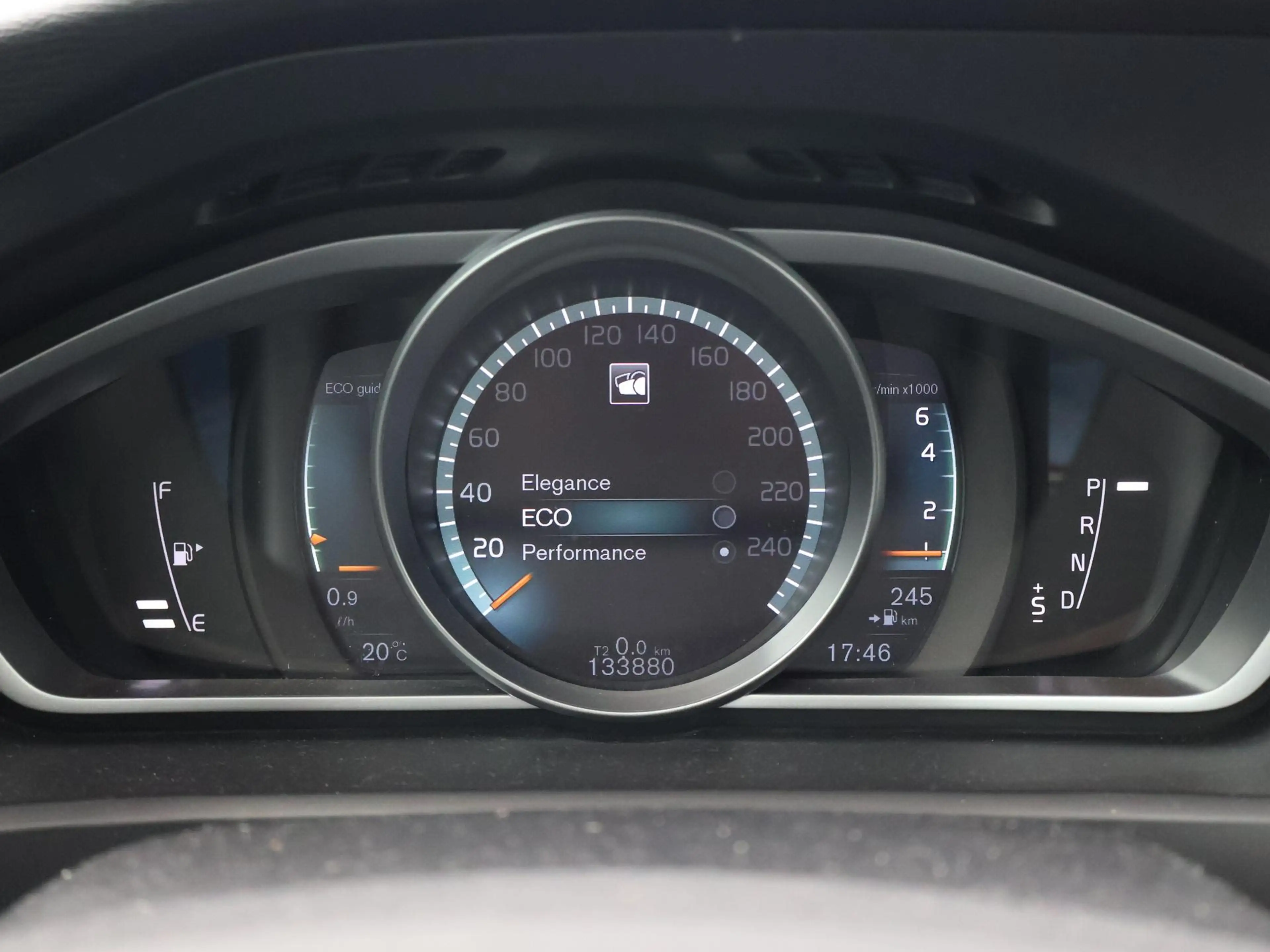 Volvo V40 Cross Country 1.5 T3 NORDIC+ 152 PK AUT. *DEALER ONDERHOUDEN* + — photo 30