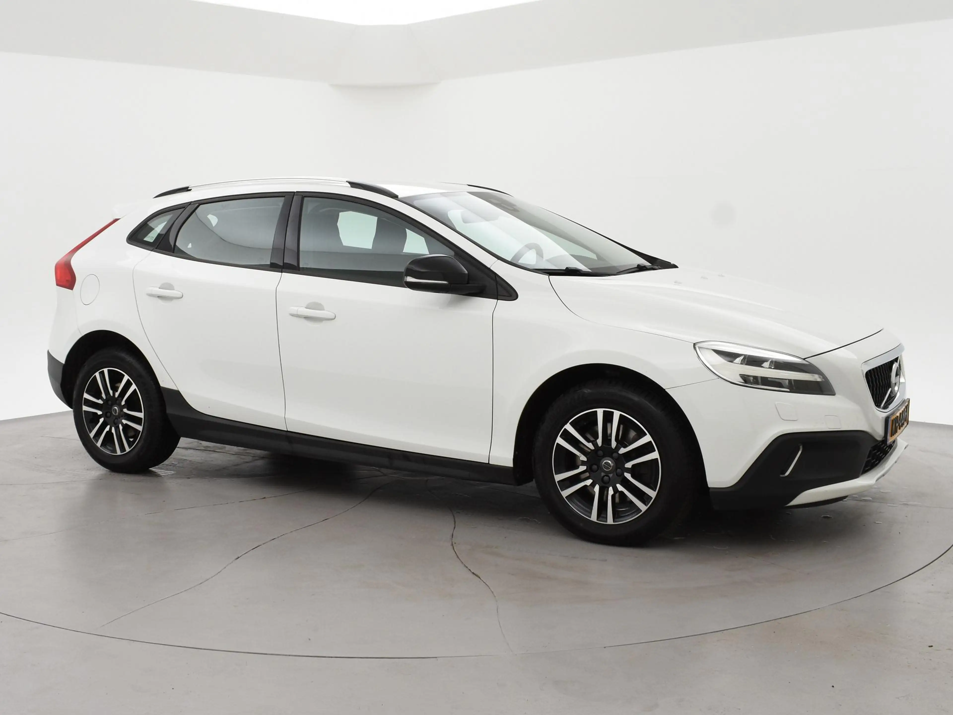 Volvo V40 Cross Country 1.5 T3 NORDIC+ 152 PK AUT. *DEALER ONDERHOUDEN* + — photo 28
