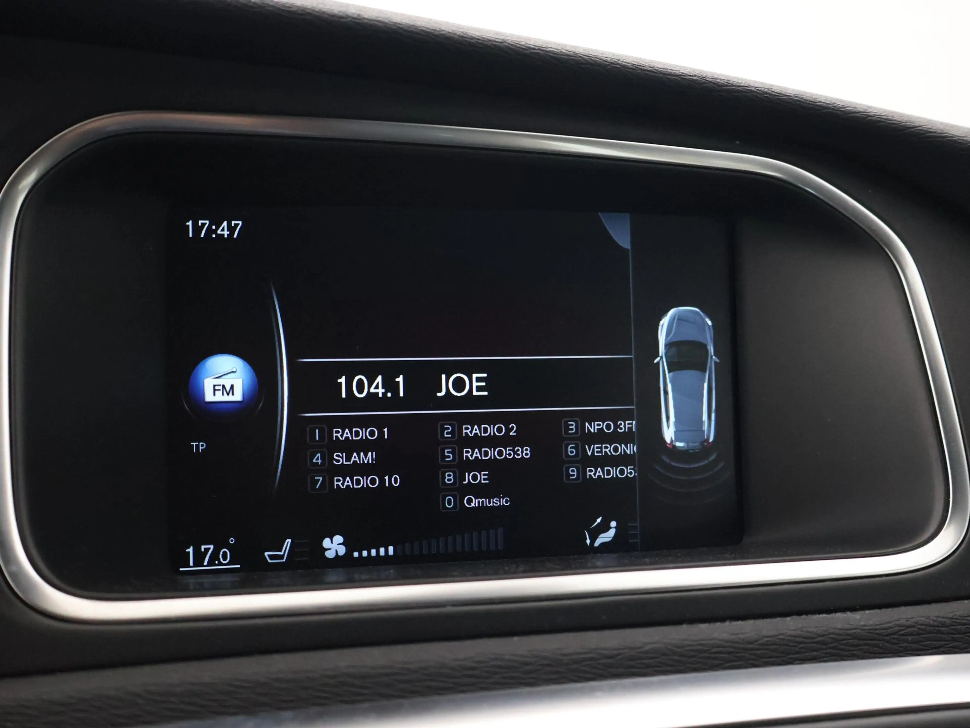 Volvo V40 Cross Country 1.5 T3 NORDIC+ 152 PK AUT. *DEALER ONDERHOUDEN* + — photo 37