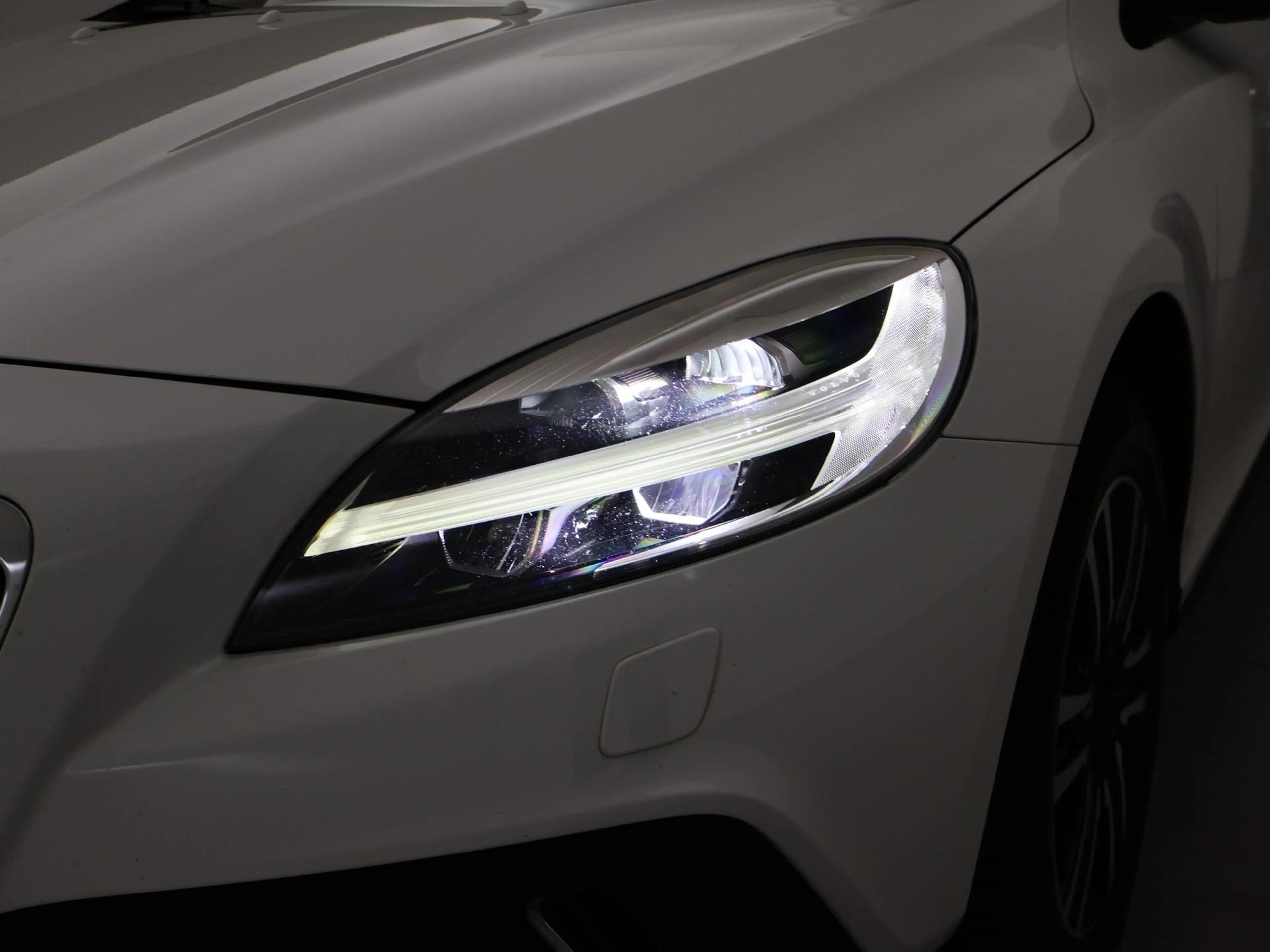 Volvo V40 Cross Country 1.5 T3 NORDIC+ 152 PK AUT. *DEALER ONDERHOUDEN* + — photo 18