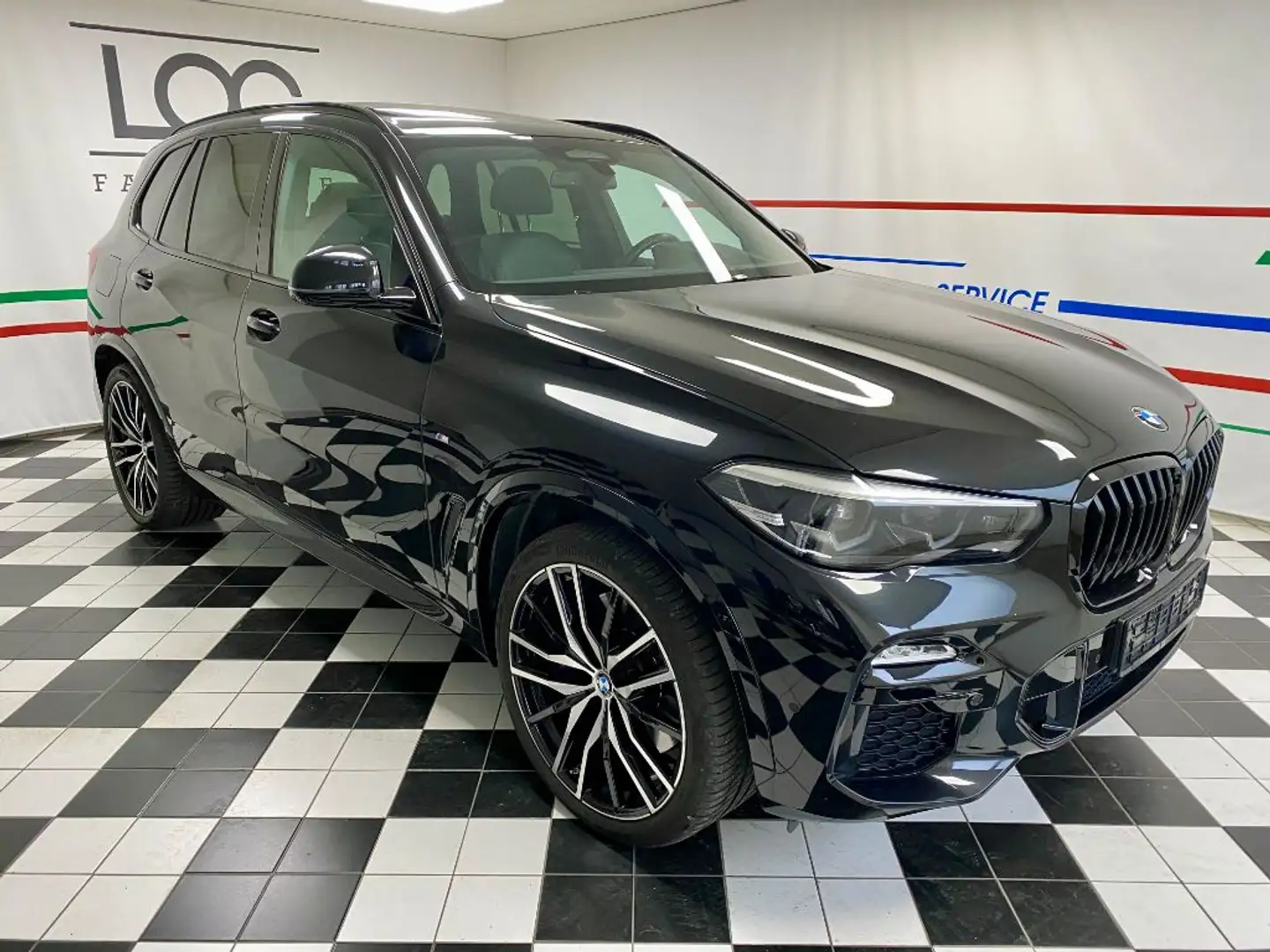 BMW X5 xDrive30d M Sportpaket Shadow Line *Head-Up* Noir - 1