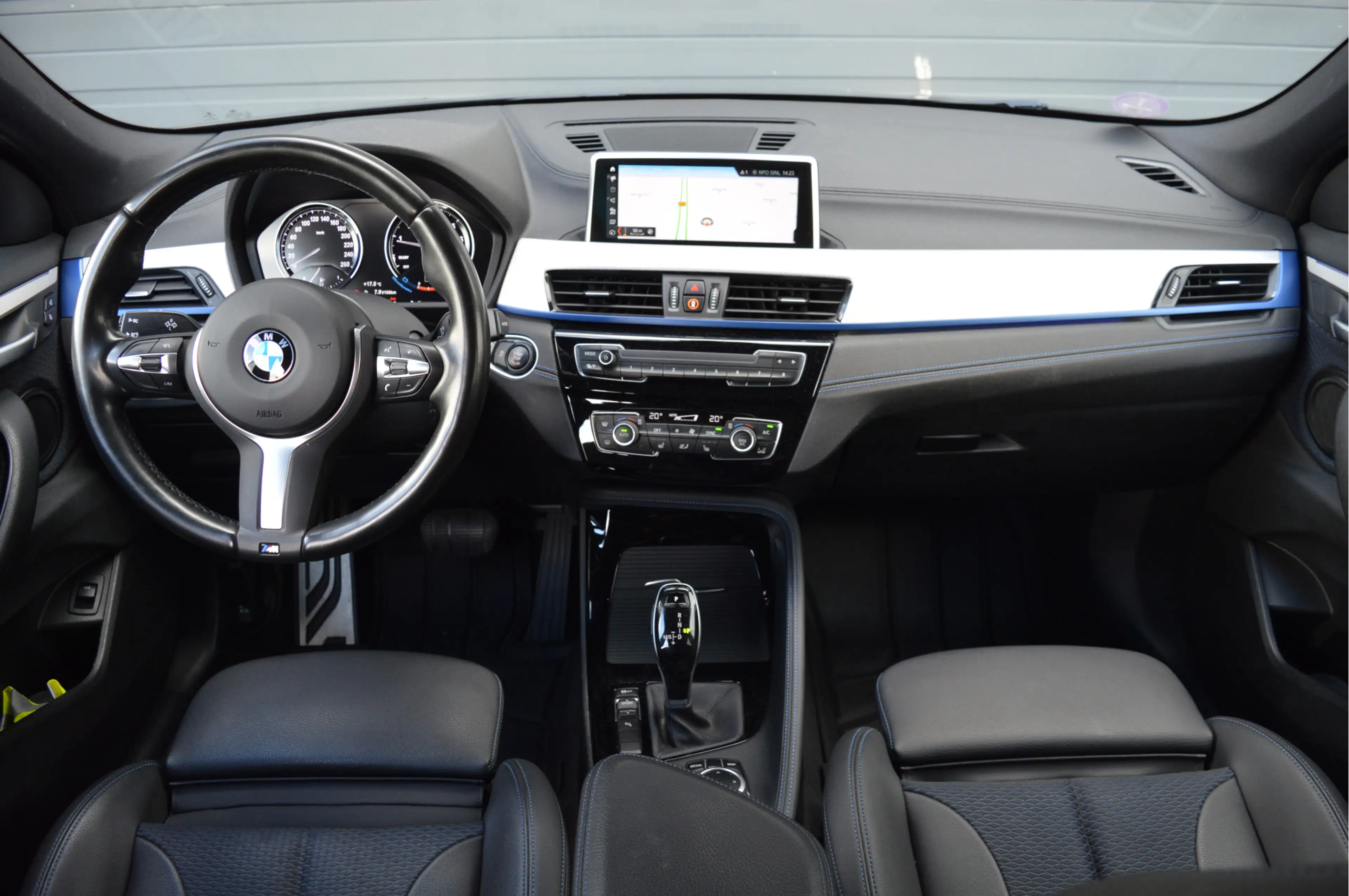 BMW X2 sDrive20i | M-PAKKET | CAMERA | TREKHAAK | HIFI | — photo 7