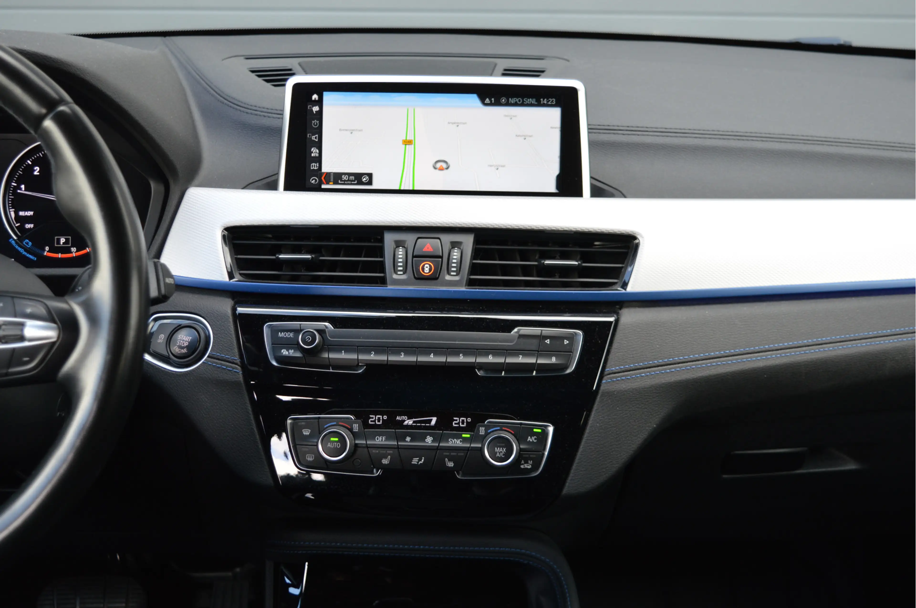 BMW X2 sDrive20i | M-PAKKET | CAMERA | TREKHAAK | HIFI | — photo 19
