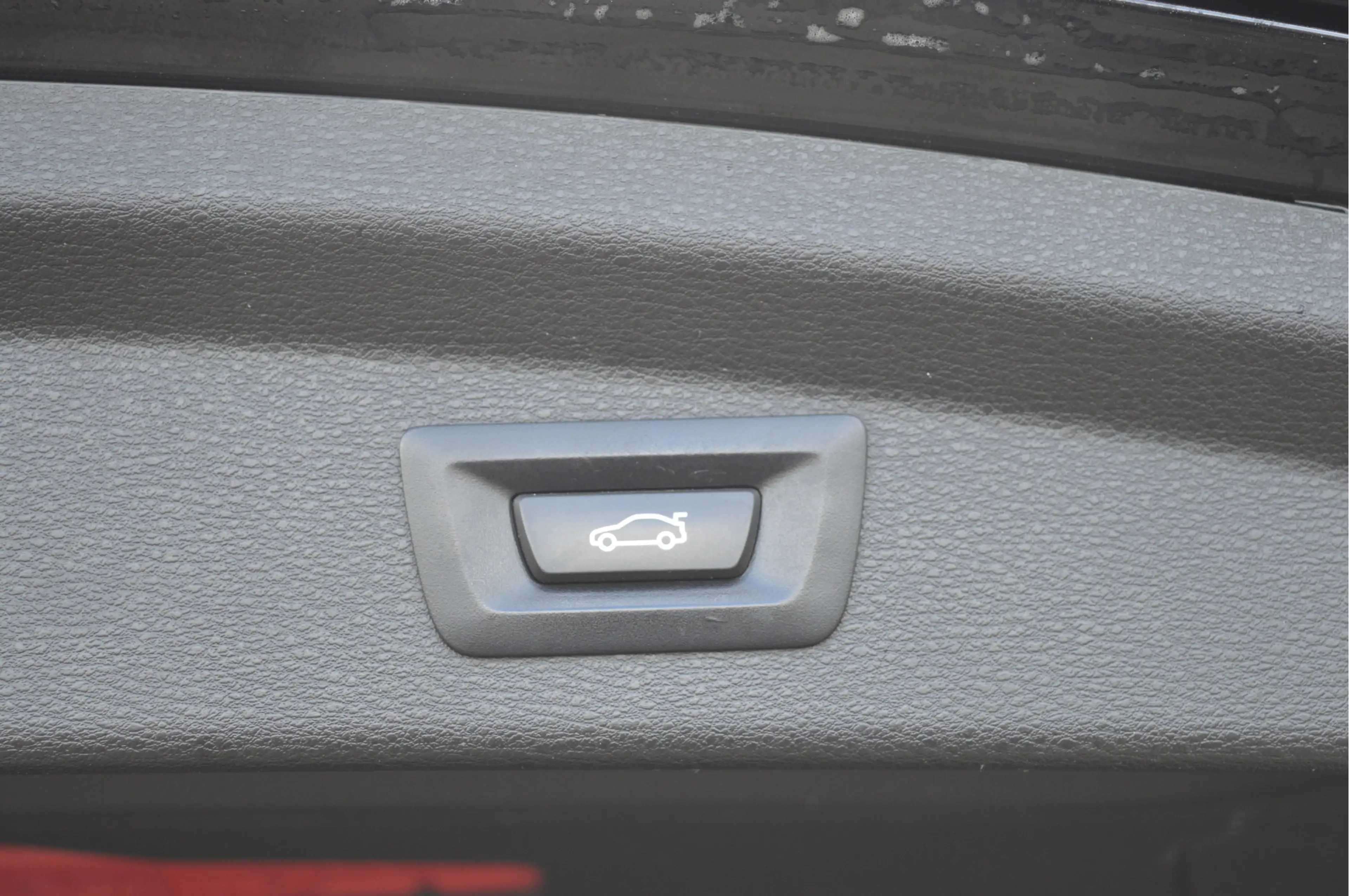 BMW X2 sDrive20i | M-PAKKET | CAMERA | TREKHAAK | HIFI | — photo 17