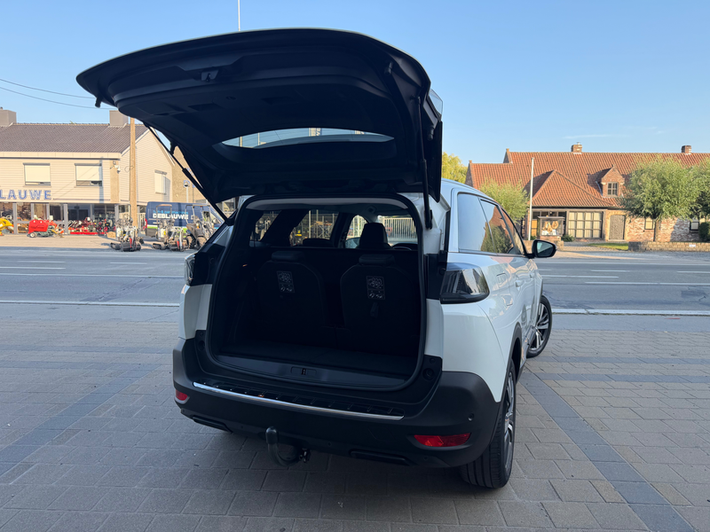 Peugeot 5008 5008 1.2 PureTech Active — photo 7