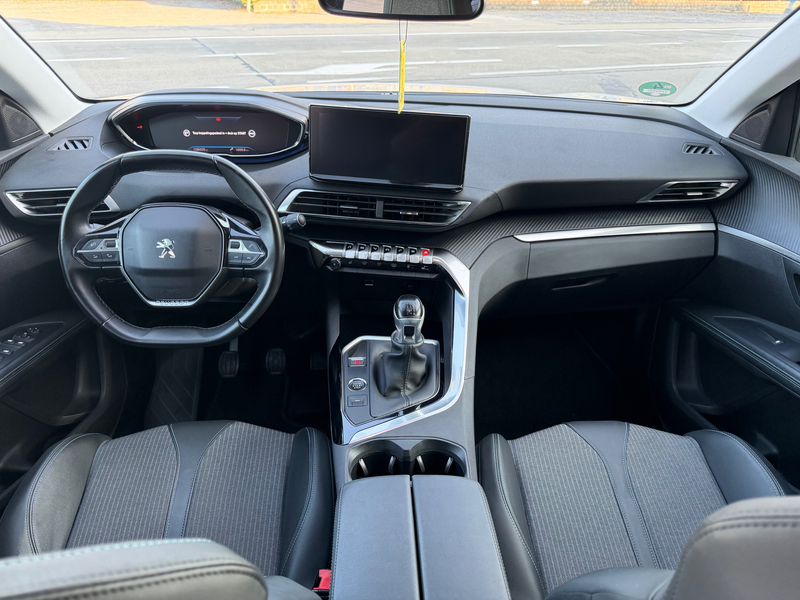 Peugeot 5008 5008 1.2 PureTech Active — photo 12