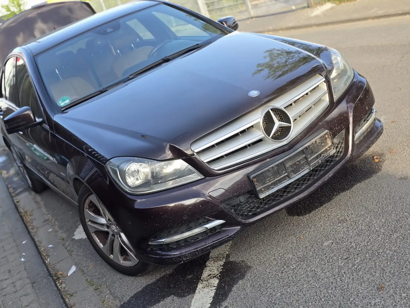 Mercedes-Benz C 220 C 220 CDI DPF Automatik BlueEFFICIENCY Avantgarde - 1