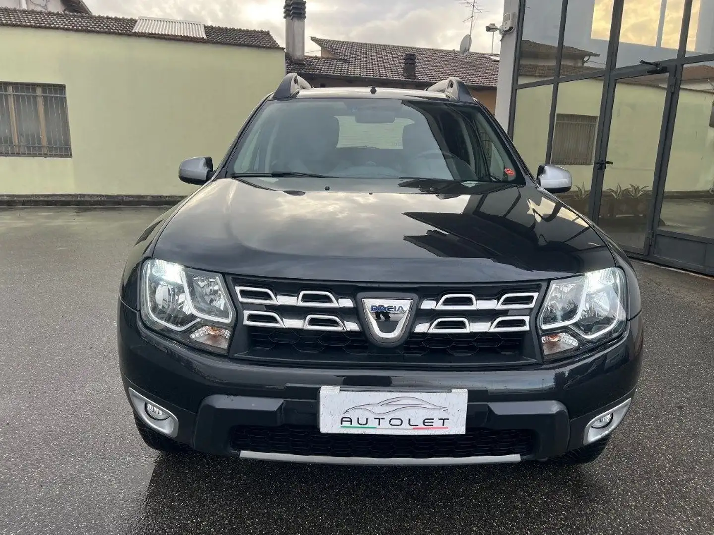 Dacia Duster 1.6 115CV Start&Stop 4x2 GPL Lauréate Nero - 2
