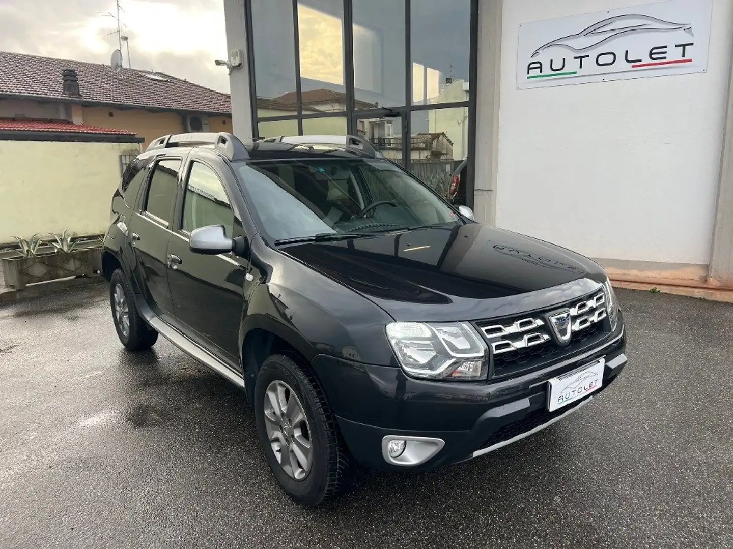 Dacia Duster 1.6 115CV Start&Stop 4x2 GPL Lauréate Nero - 1