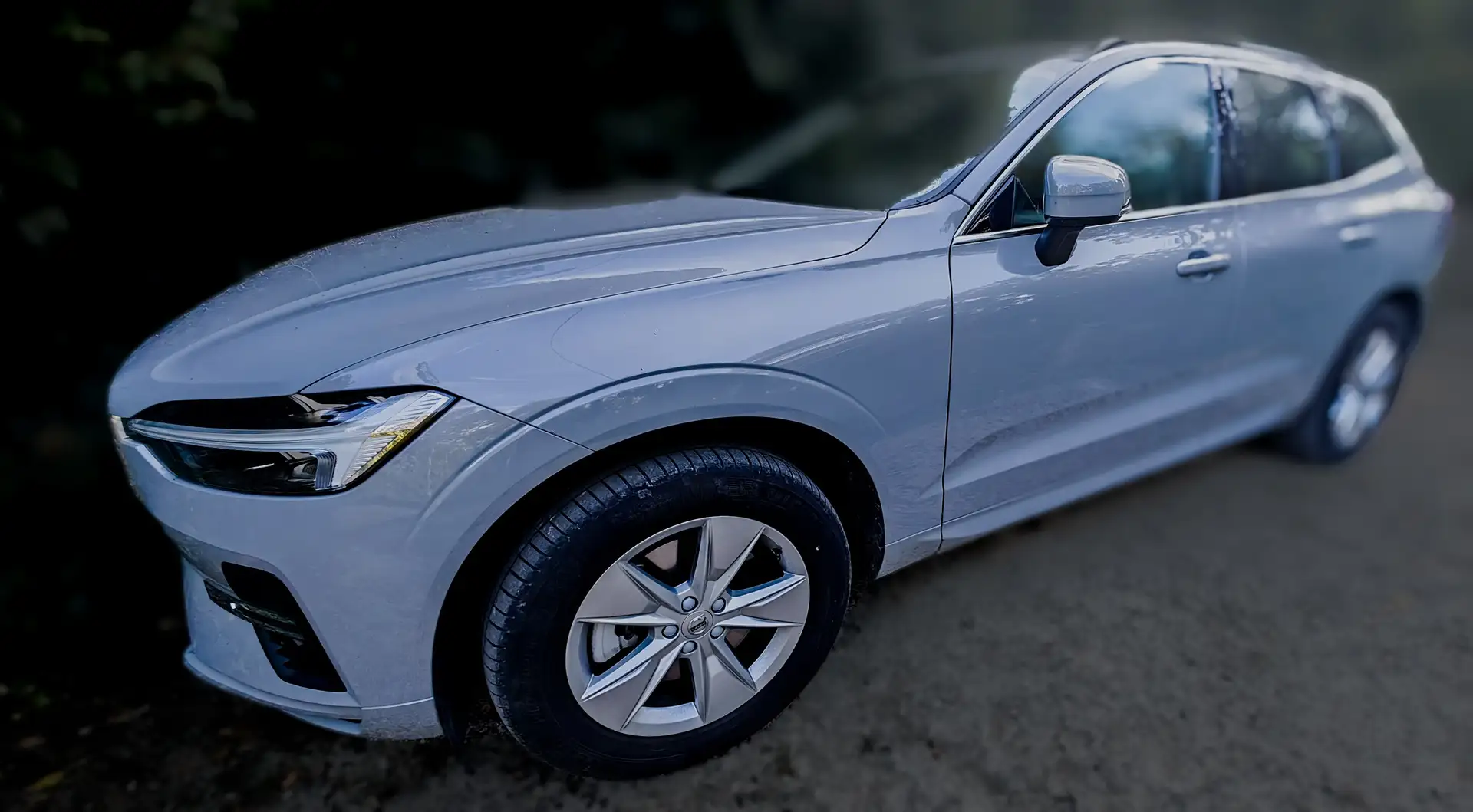 Volvo XC60 XC60 II 2022 2.0 b4 Plus Dark awd auto Grigio - 2