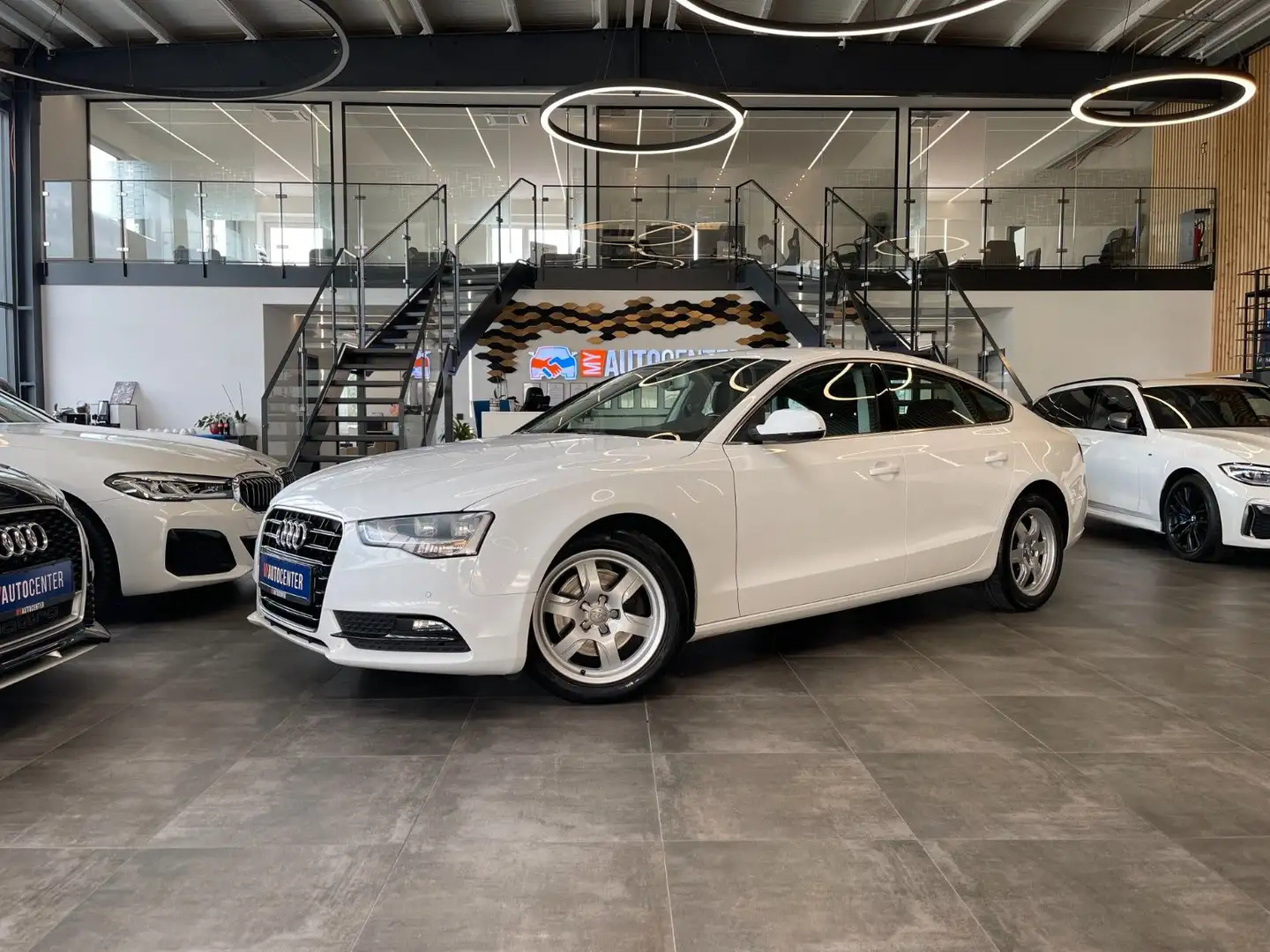 Audi A5 Sportback 2.0 TDI *TEMPOMAT*NAVI*KLIMA*SZHZ* White - 1