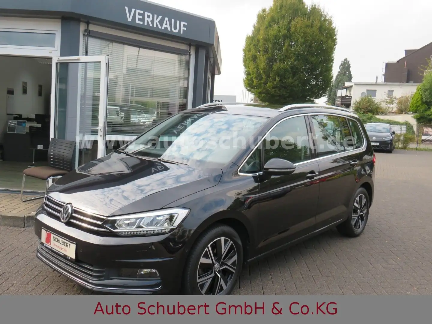 Volkswagen Touran 1.5 TSI ACT OPF DSG Highline Schwarz - 1