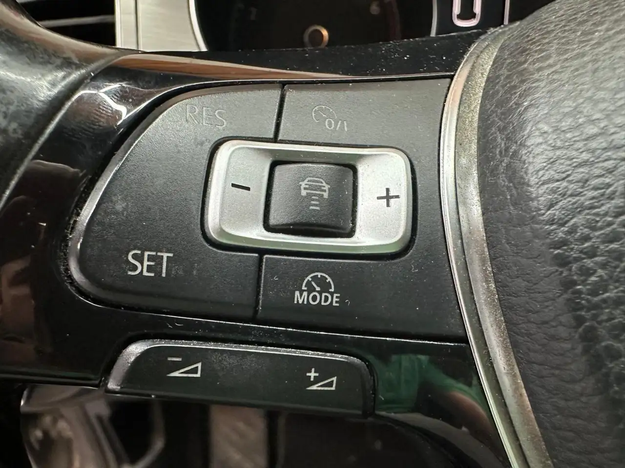 Volkswagen Golf Standard Model — photo 19