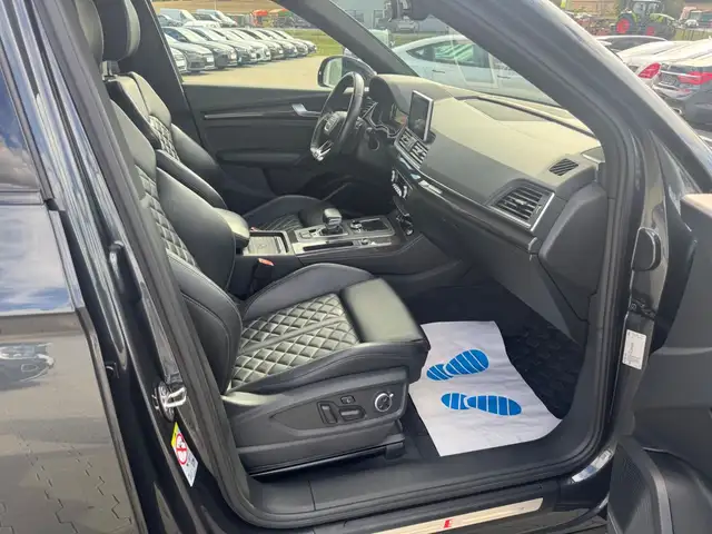 Audi SQ5 view 20