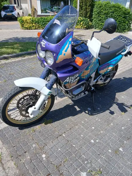 Honda Africa Twin - foto 2
