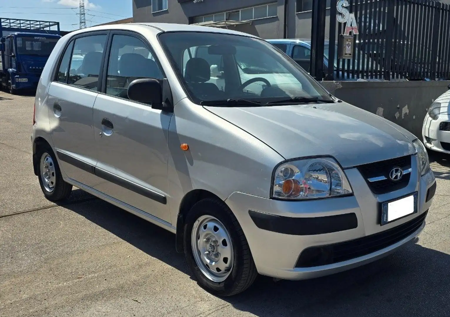 Hyundai Atos Prime 1.1 12V Active Gris - 2