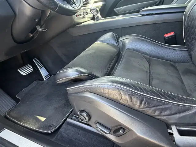 Volvo XC60 view 8