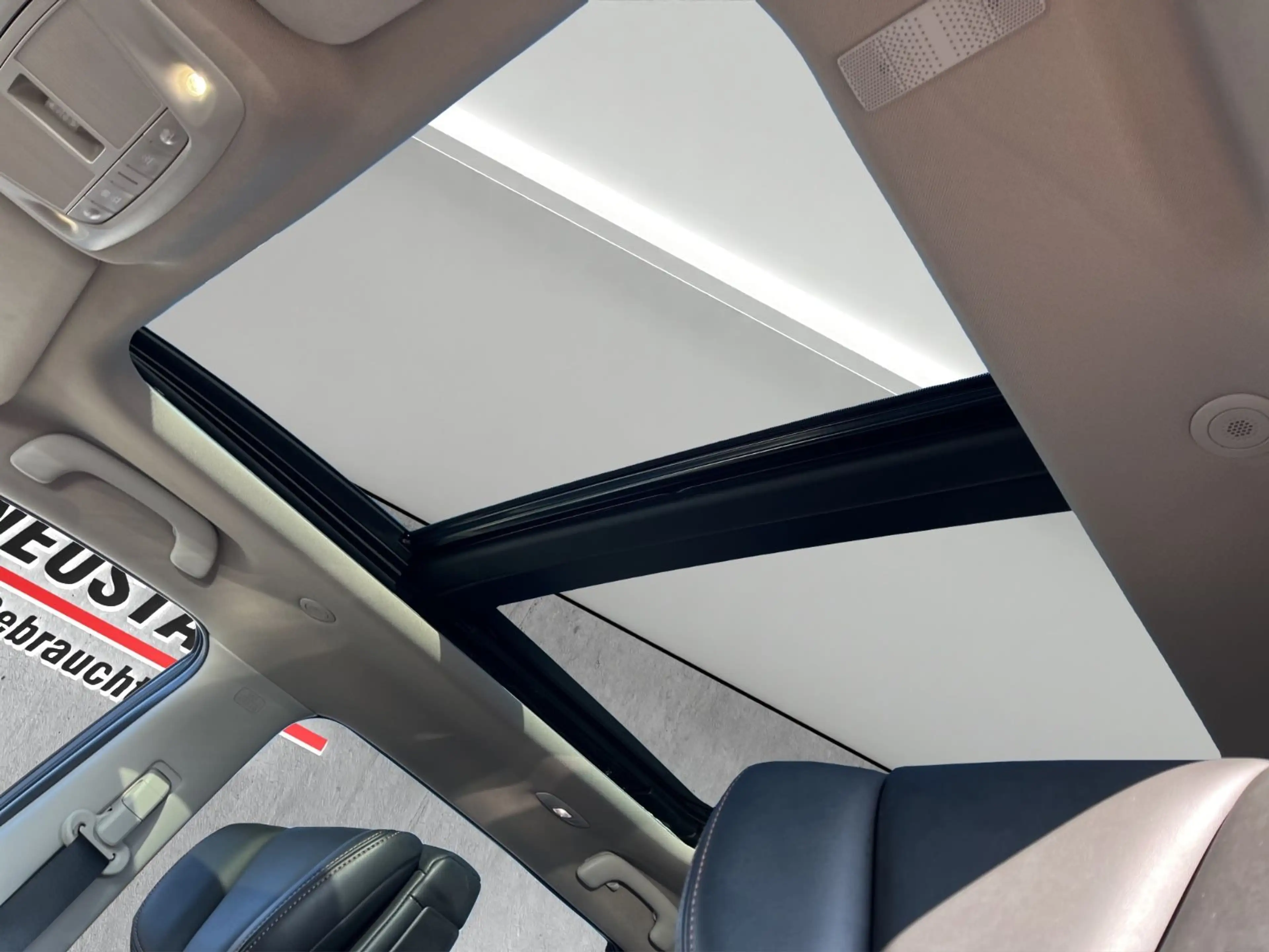 Renault Koleos Initiale Paris 4x4 KAMERA/BOSE/NAVI/PDC — photo 11