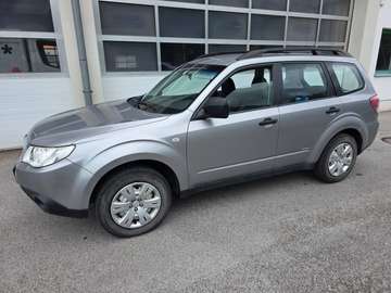 Forester 2,0 LX 4WD