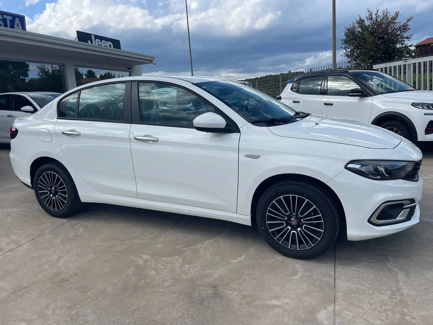 Fiat Tipo Tipo 4p 1.6 mjt 130 CV CITY (NUOVA) Bianco - 2