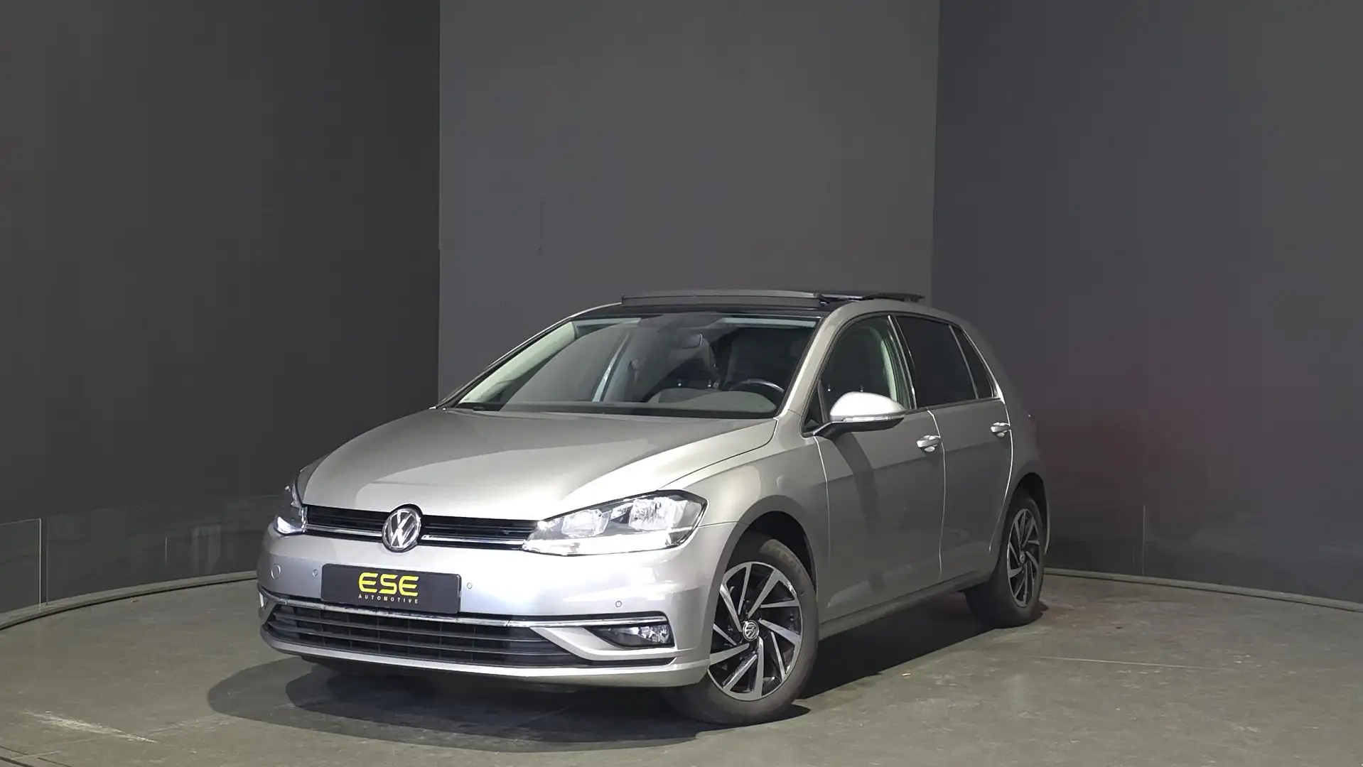Volkswagen Golf 1.0 TSI Comfortline | Pano | Navi | Climate | Carp Silber - 1