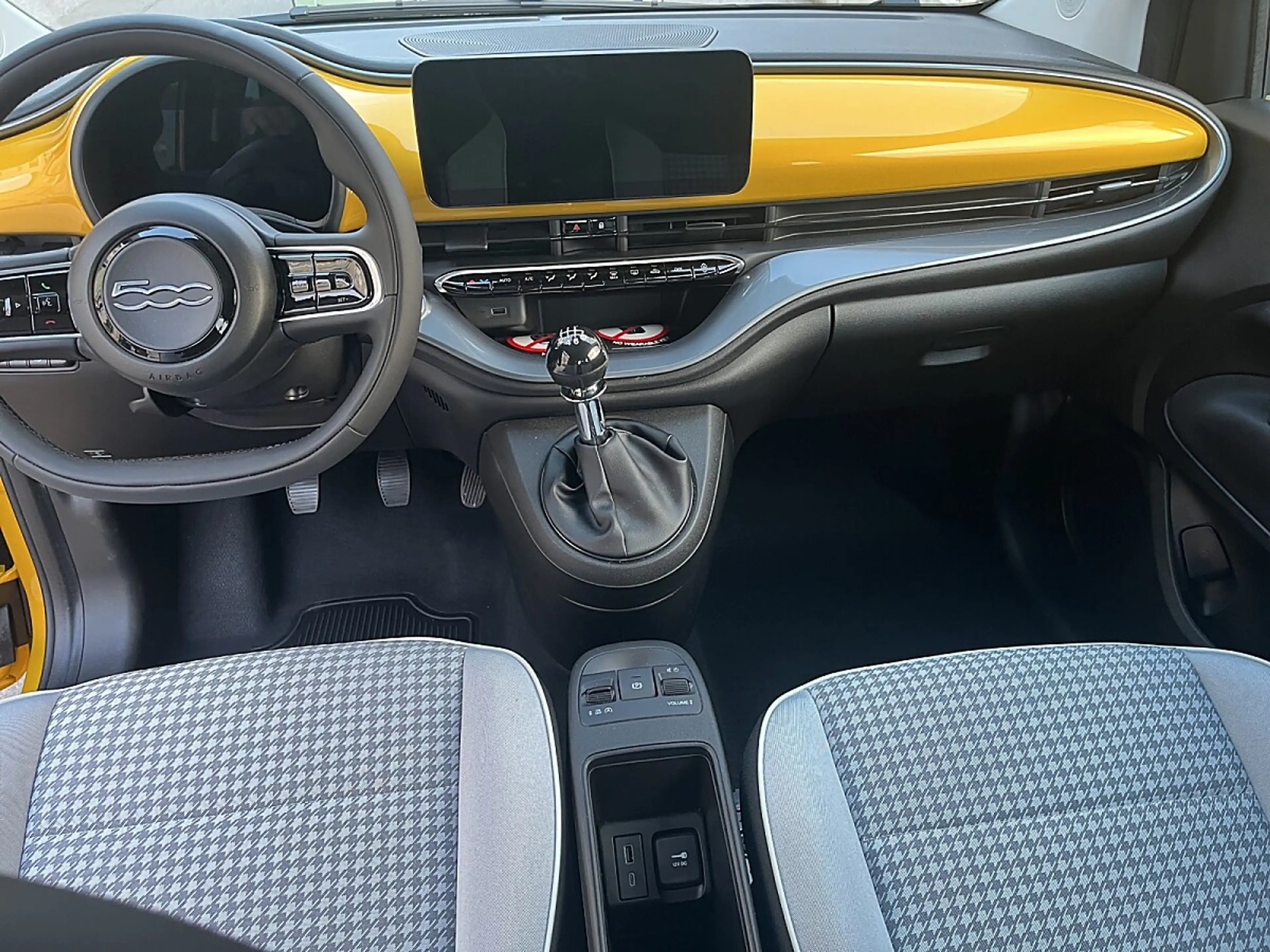 Fiat 500 Hatchback Hybrid Torino — photo 5