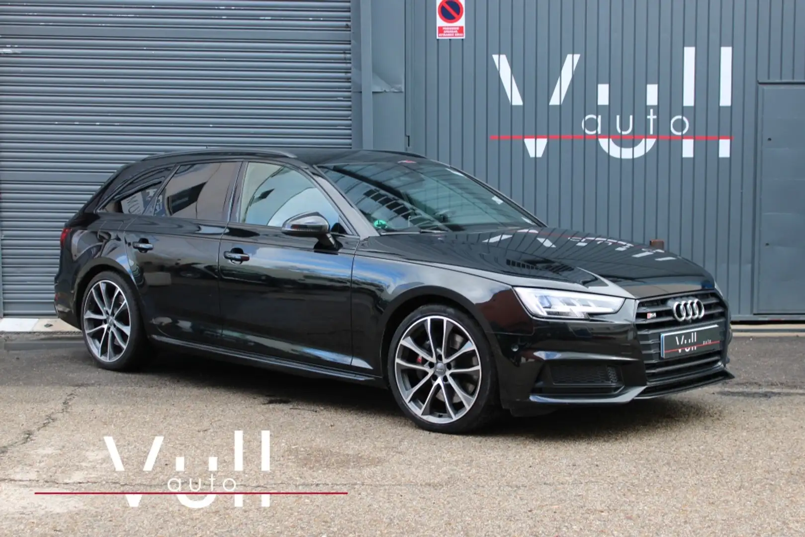 Audi S4 Avant 3.0 TFSI quattro tiptronic Zwart - 1