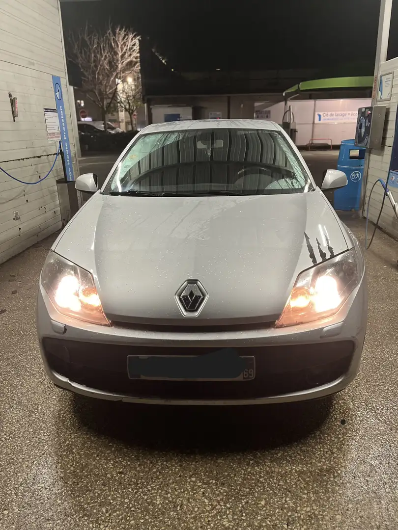 Renault Laguna LAGUNA DCI 110 ECO2CARMINAT PRO Gris - 1