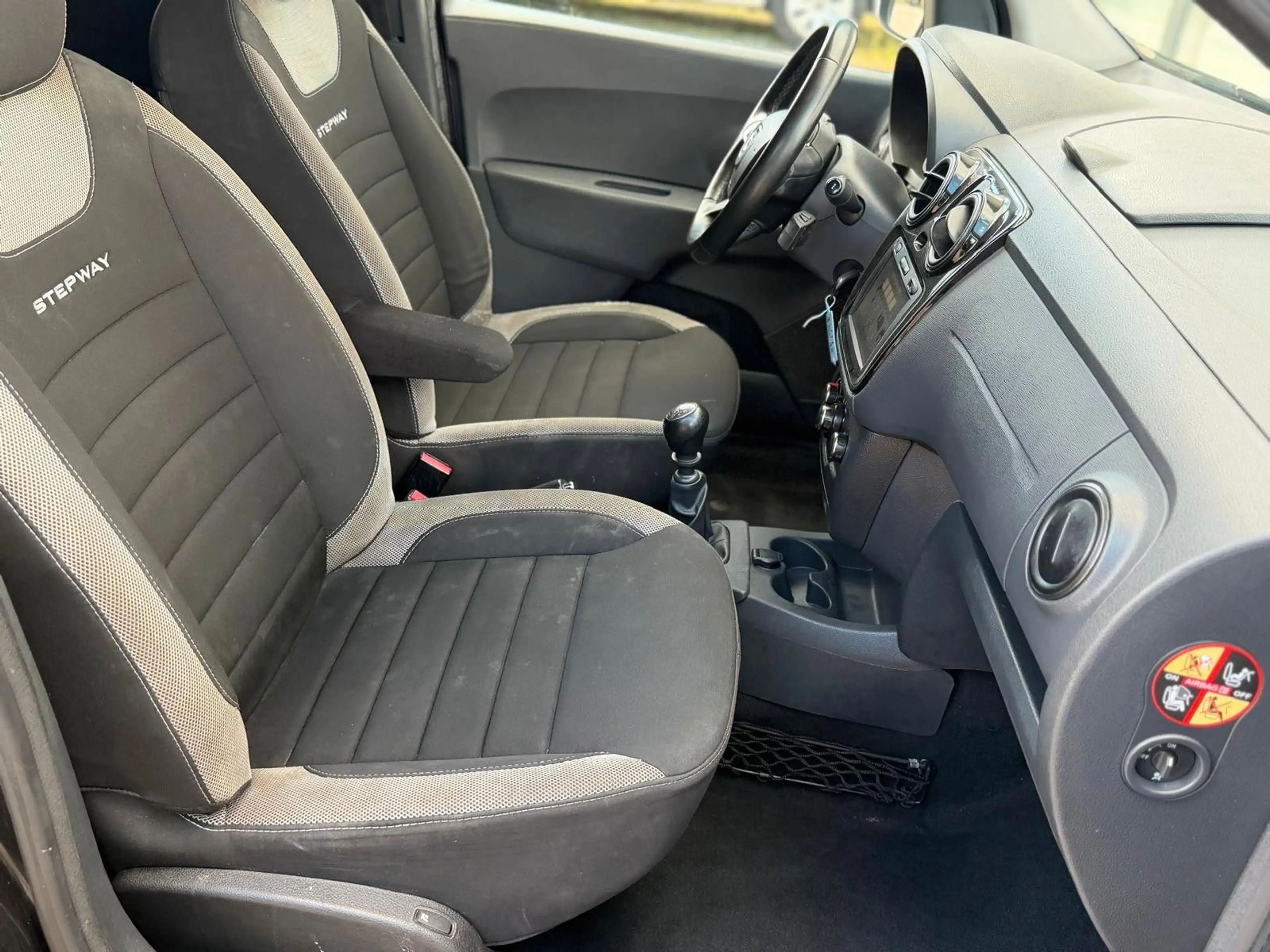 Dacia Lodgy LODGY 7 SITZE KAM TEMPO LKA — photo 12