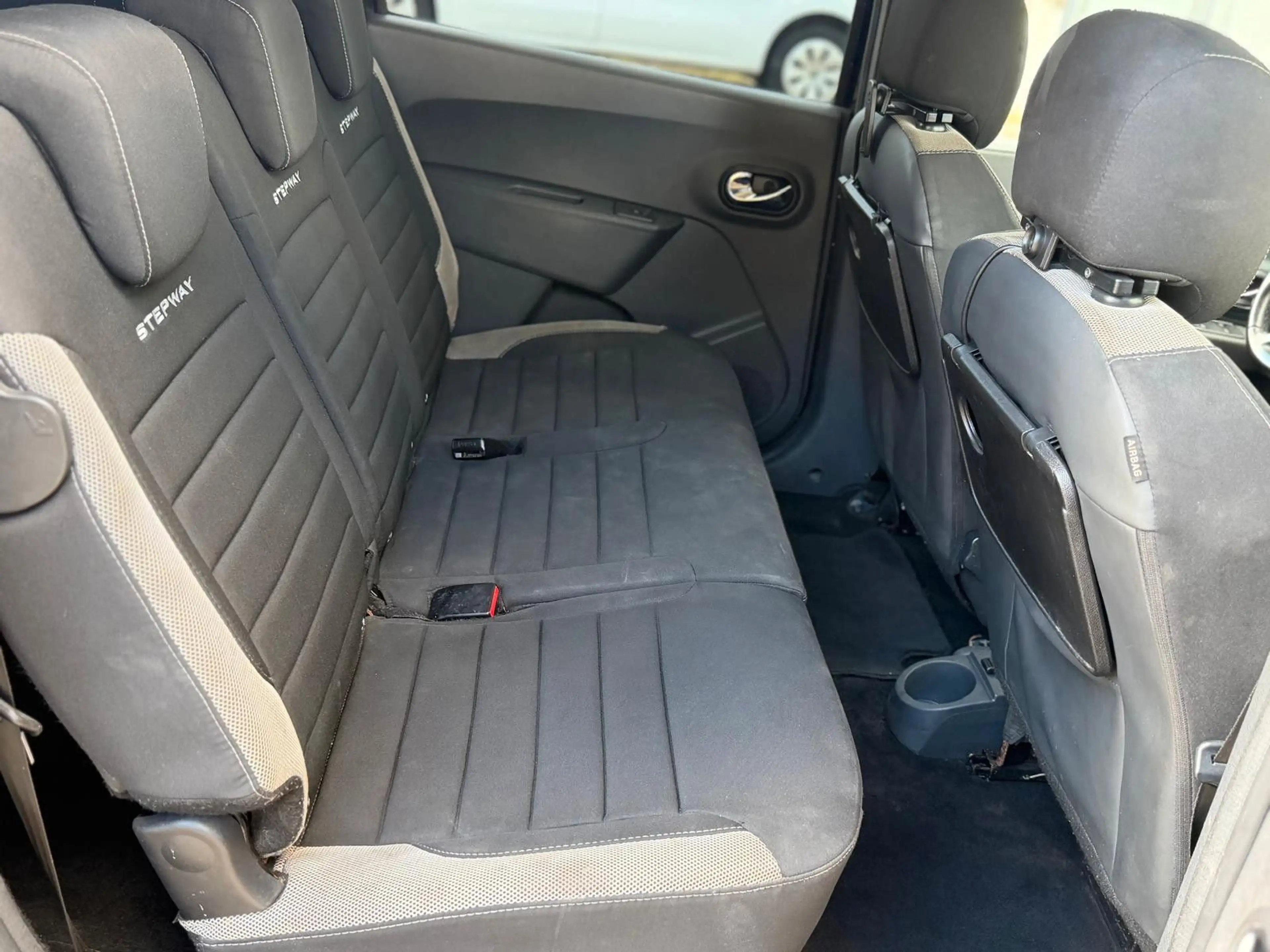 Dacia Lodgy LODGY 7 SITZE KAM TEMPO LKA — photo 13