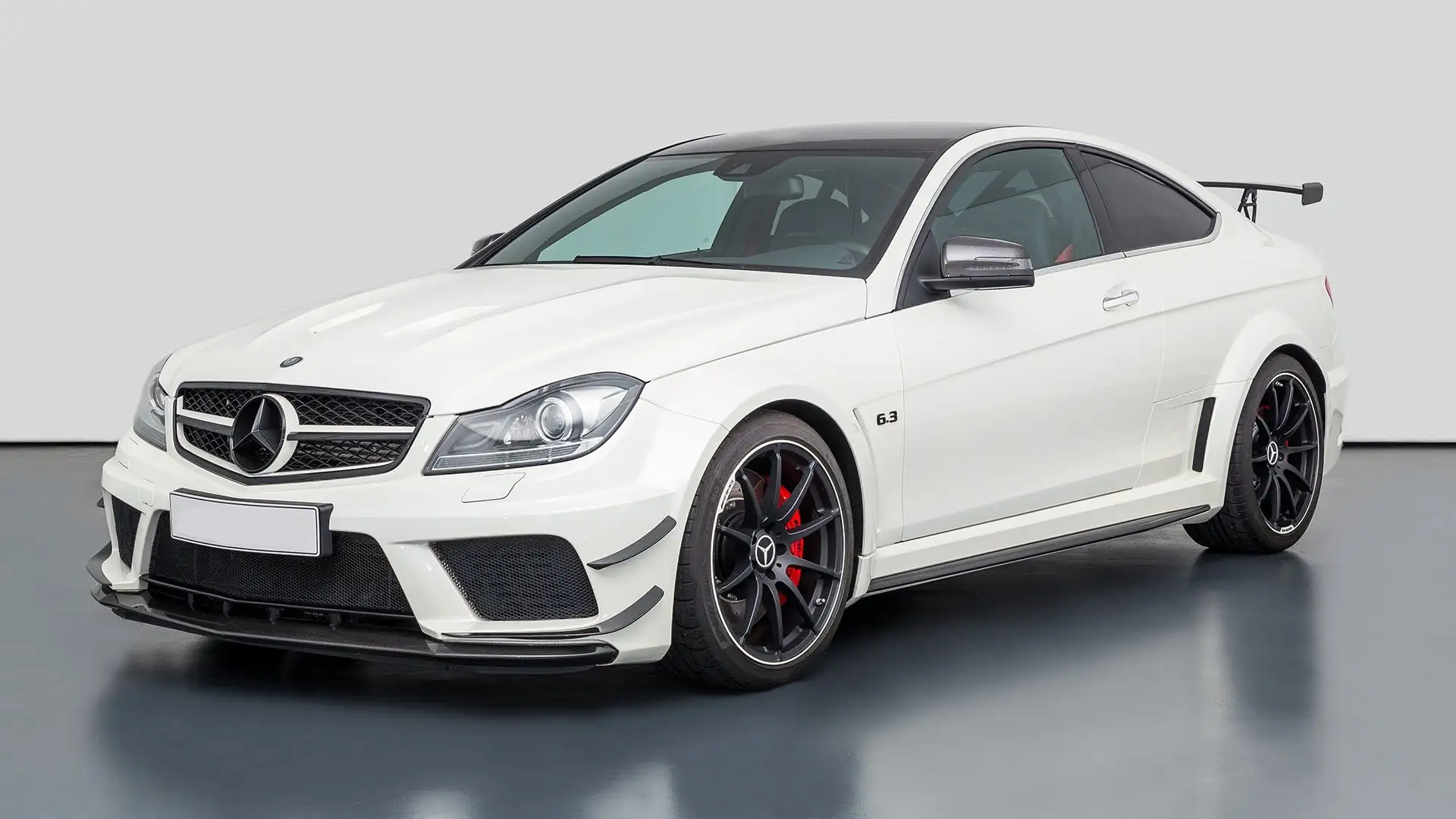 Mercedes-Benz C 63 AMG C 63 AMG Coupe AMG SPEEDSHIFT MCT Black Series Weiß - 2