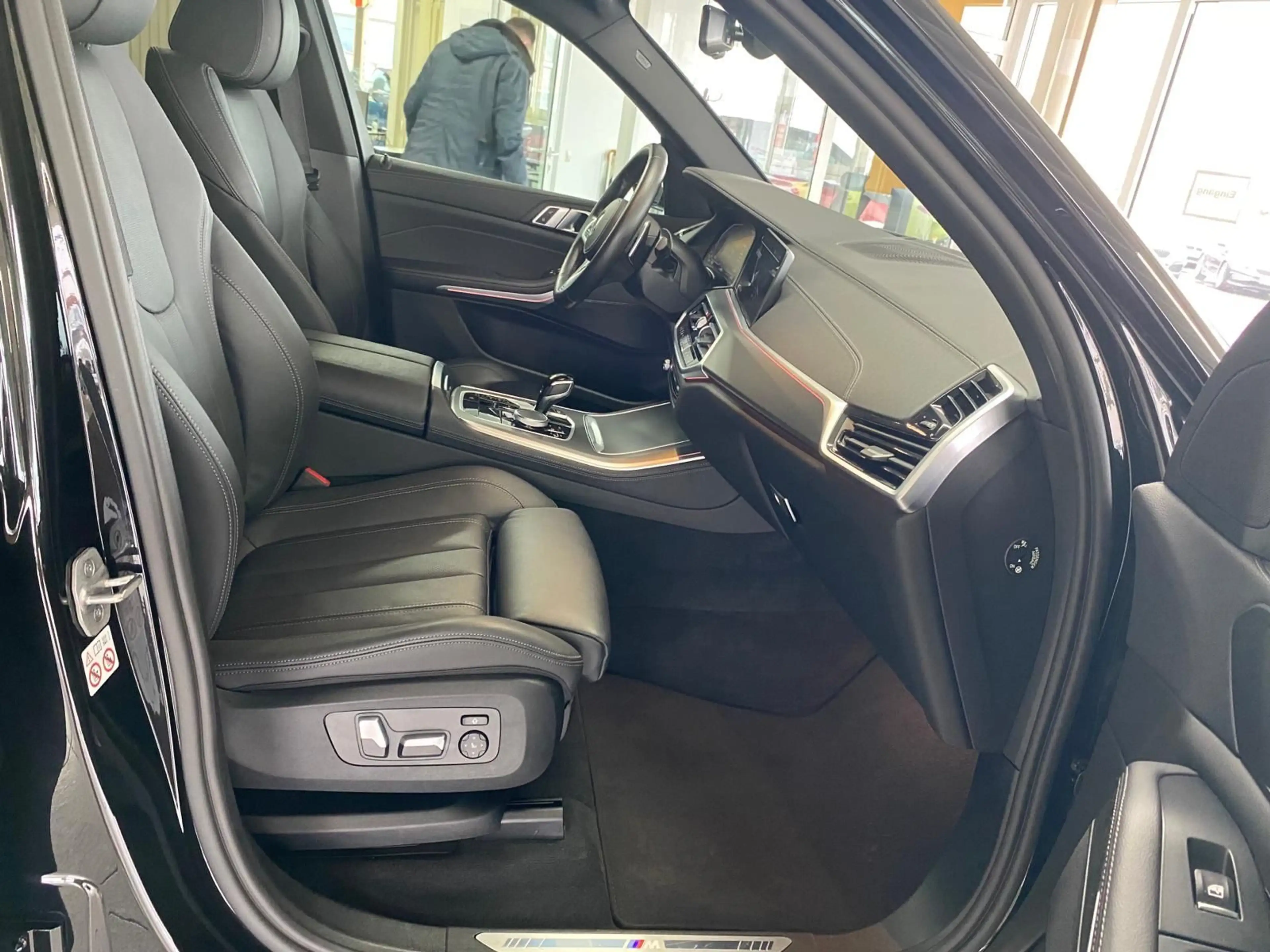 BMW X5 xDrive 40i M Sportpaket LASER/HUD/CAM/PANO. — photo 10
