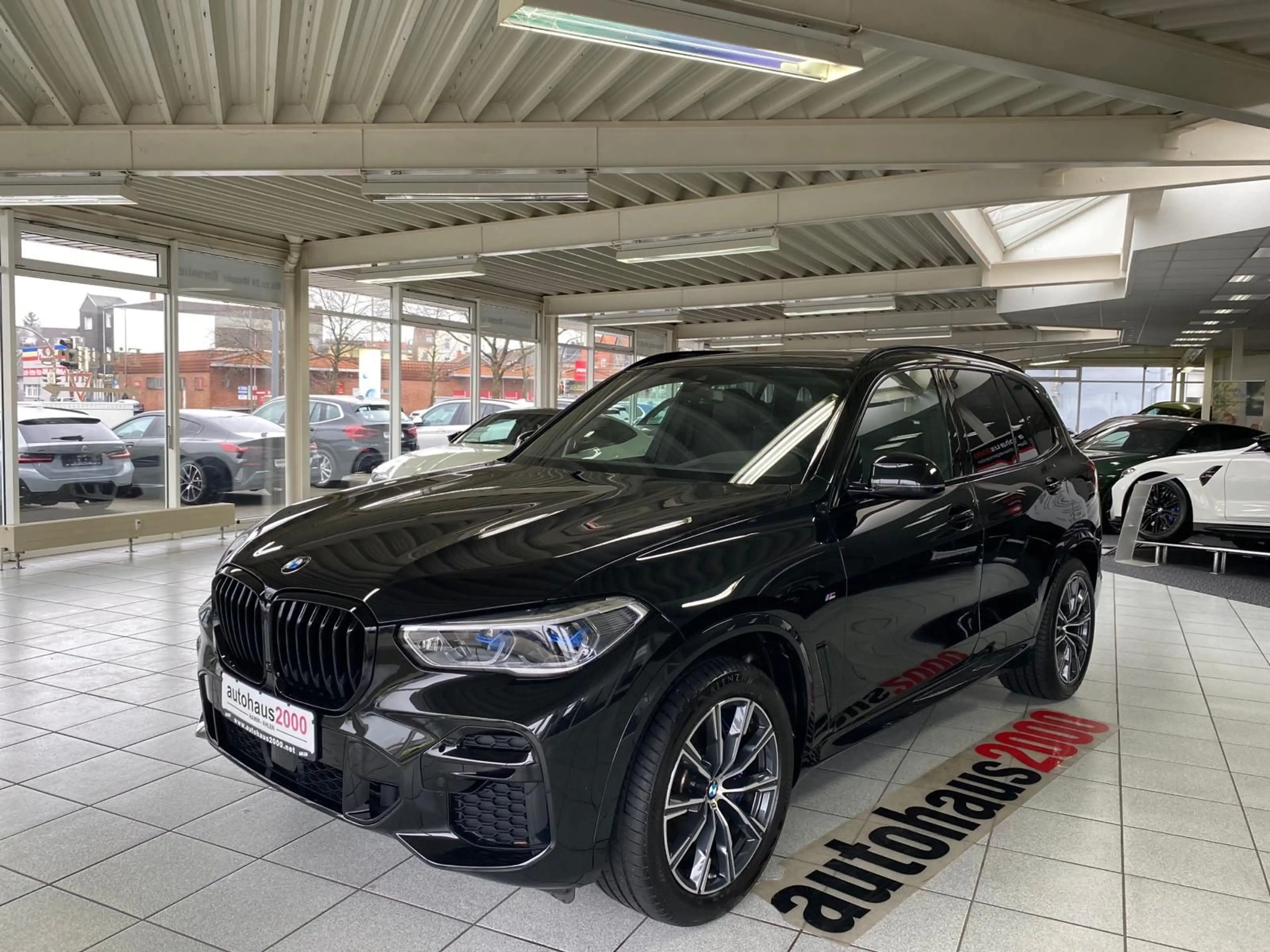 BMW X5 xDrive 40i M Sportpaket LASER/HUD/CAM/PANO. — photo 4