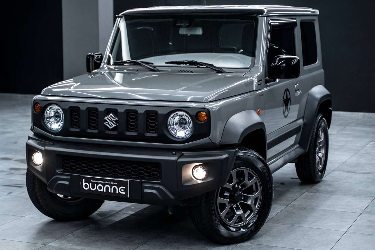 Suzuki Jimny 1.5 TOP 4WD ALLGRIP PELLE TOTALE NAVI UFF. ITALIANA KM CERT