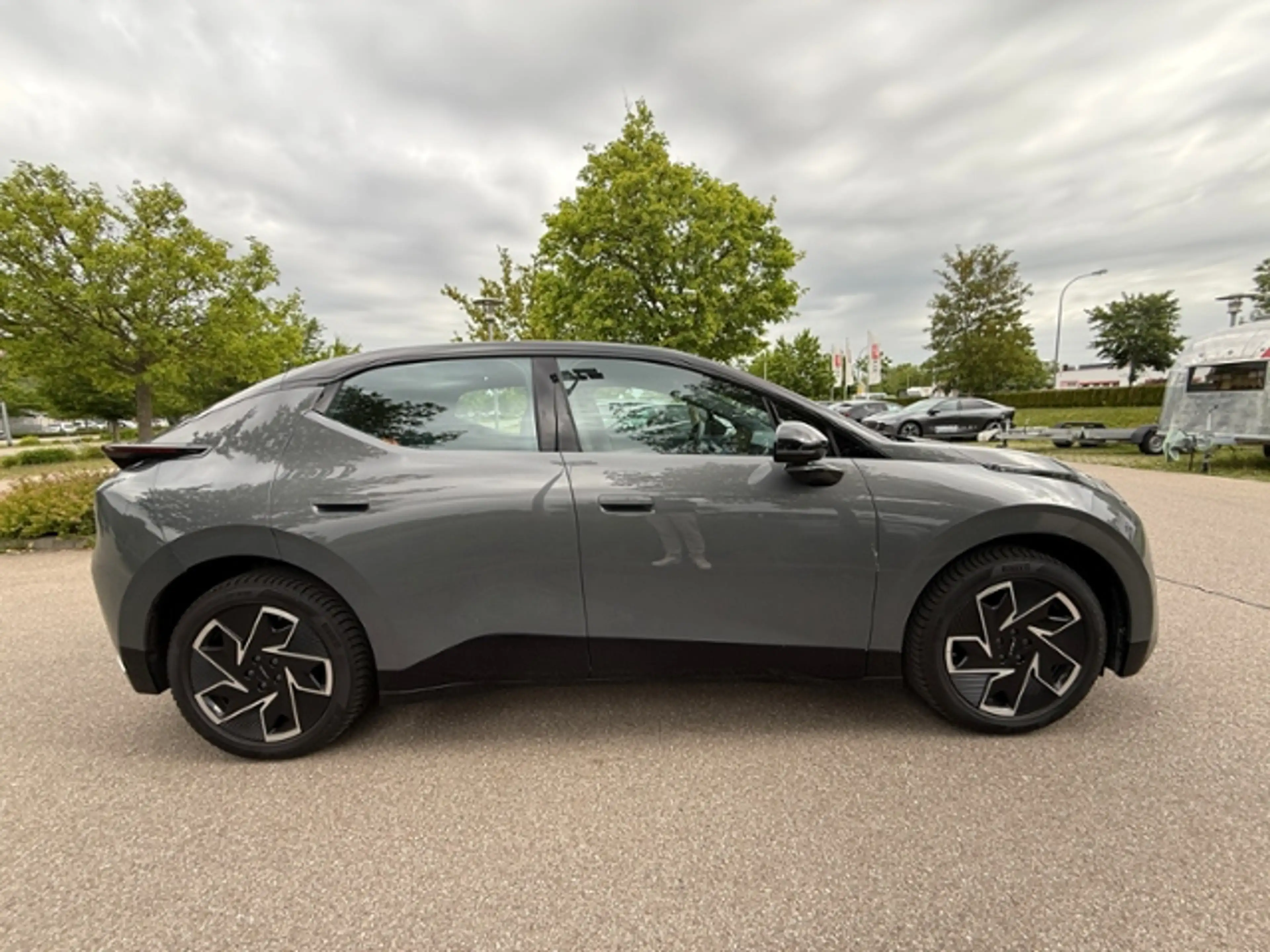 Lynk & Co 02 200 kW Core — photo 5
