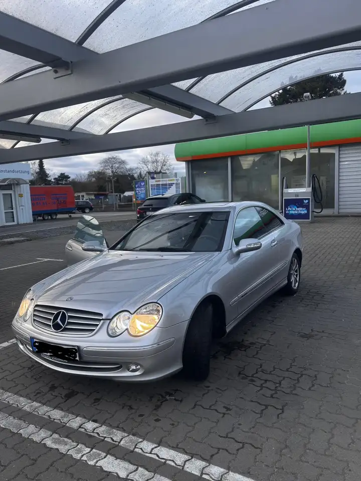 Mercedes-Benz CLK 240