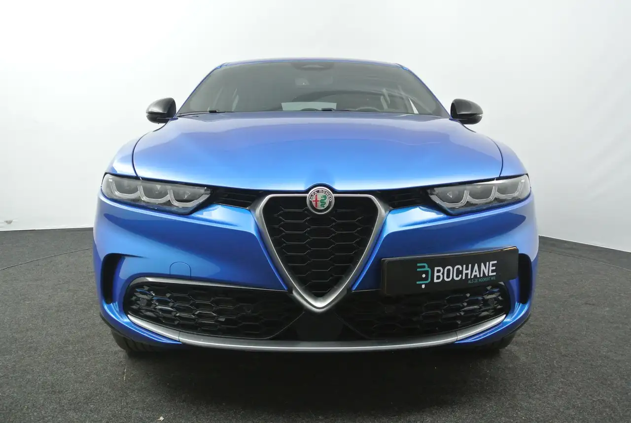 Alfa Romeo Tonale 2023 — фото 16
