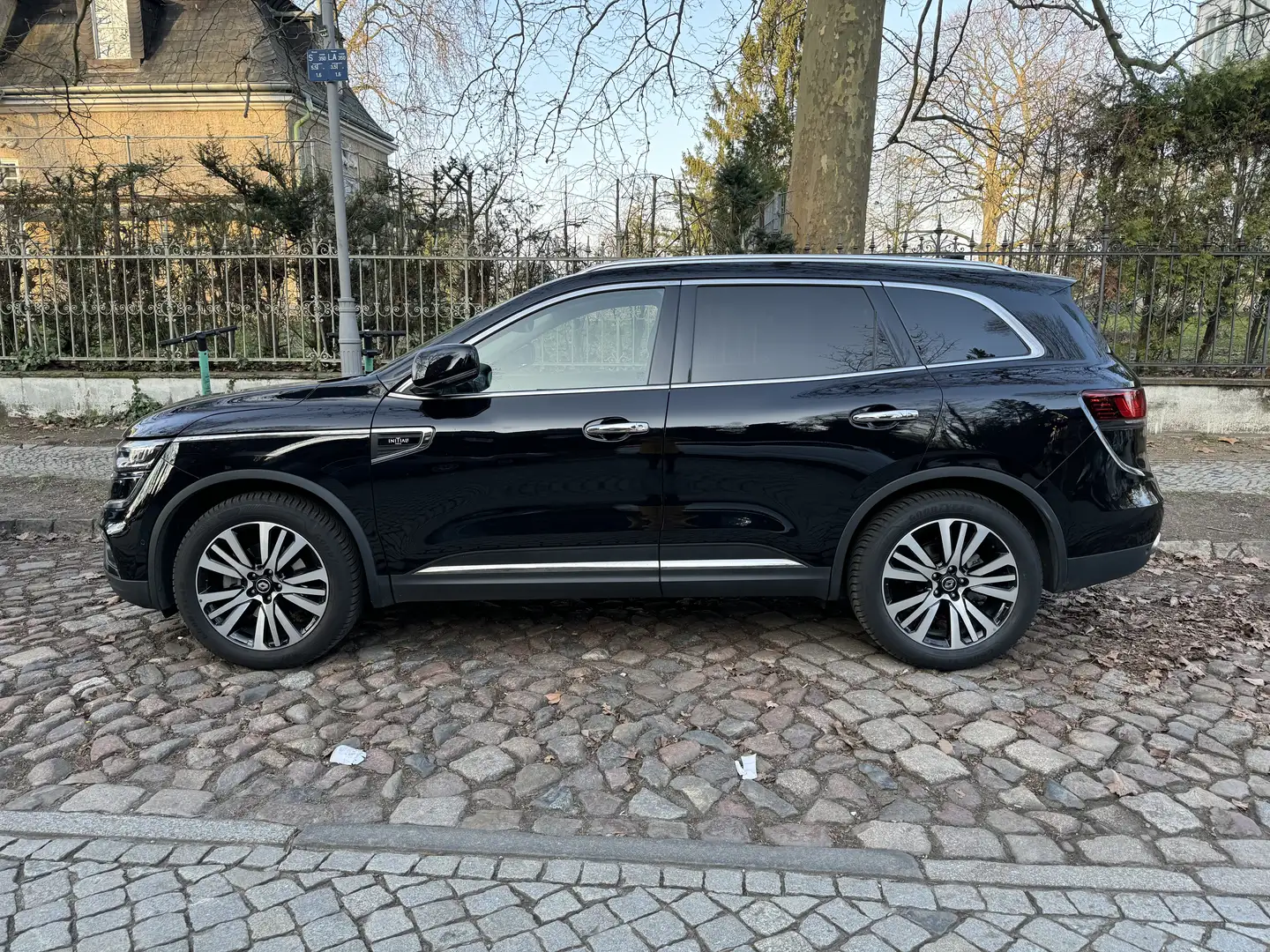 Renault Koleos Initiale Paris 4x4 Garantie 11/29, Insp. & HU neu Schwarz - 1