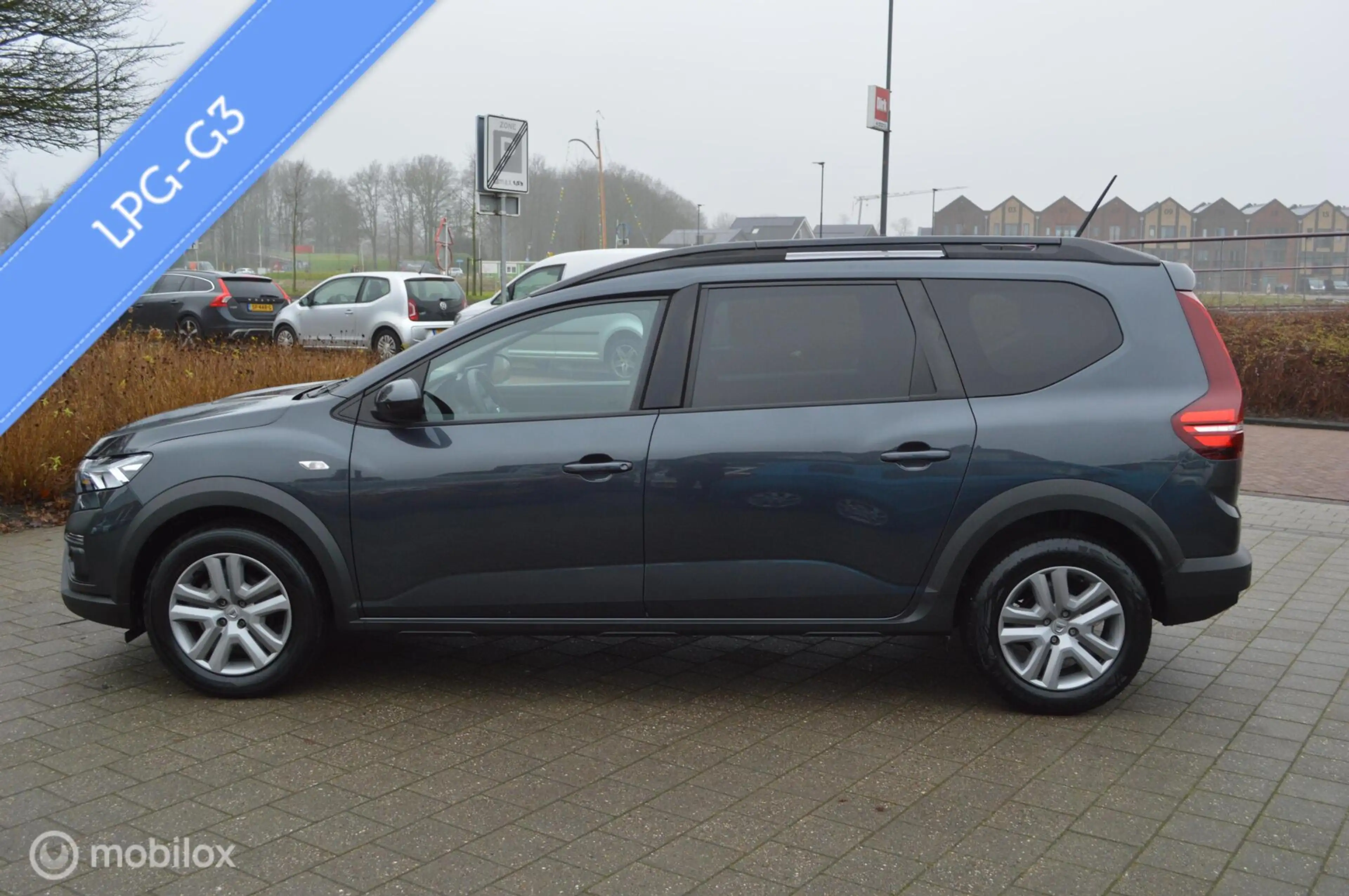 Dacia Jogger 1.0 TCe Bi-Fuel LPG-G3 Comfort 5p. — photo 11