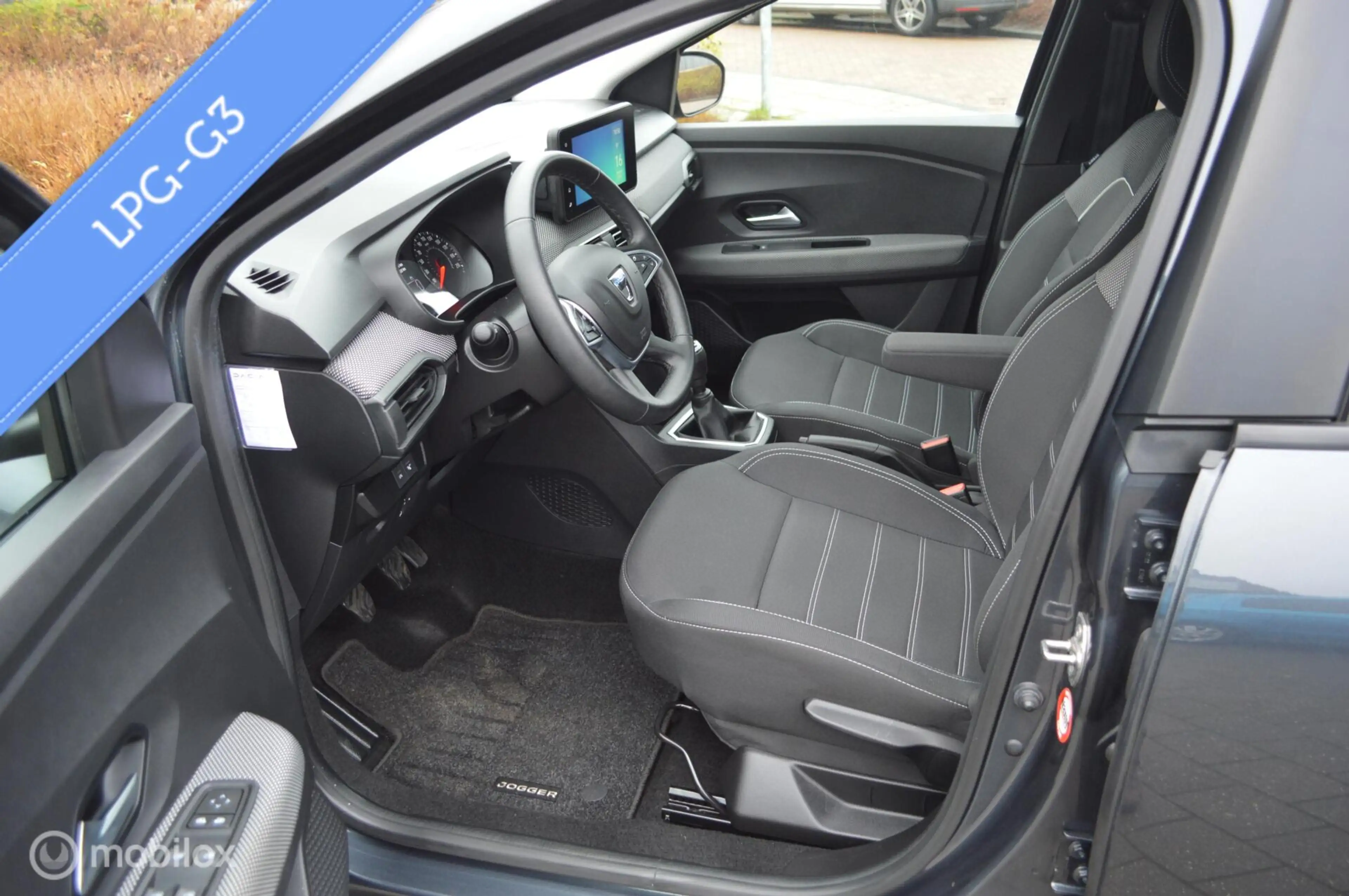 Dacia Jogger 1.0 TCe Bi-Fuel LPG-G3 Comfort 5p. — photo 4
