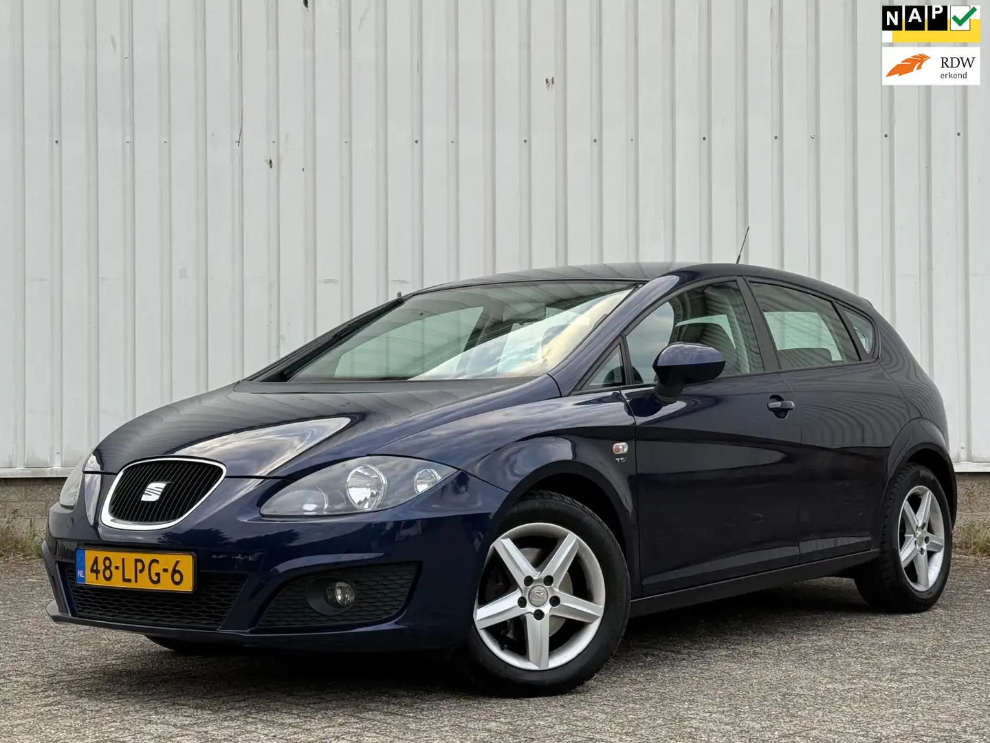 SEAT Leon 1.4 TSI Reference Trekhaak,Airco,ElektrischeRamen, Blauw - 1