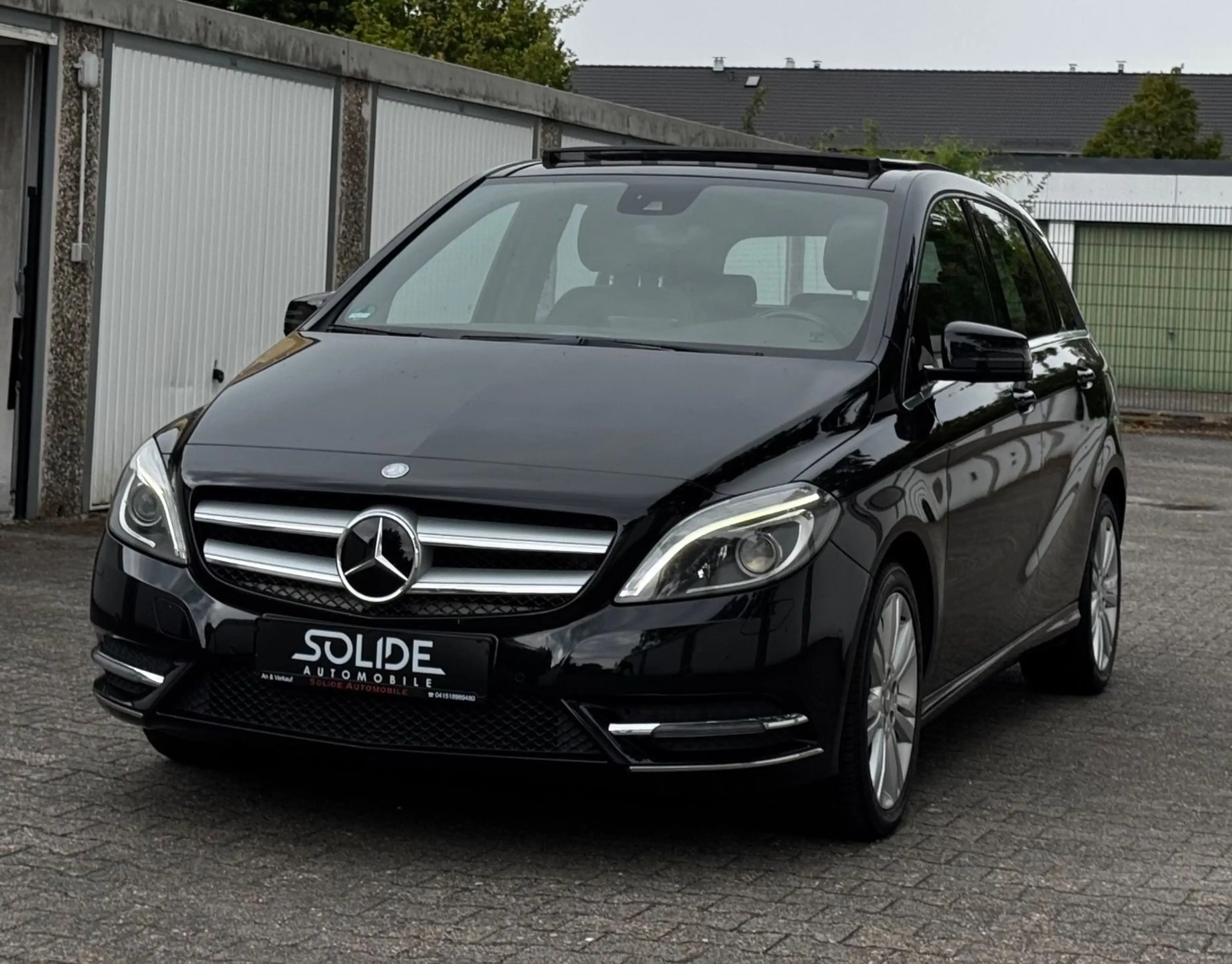 Mercedes-Benz B 220 CDI — photo 2