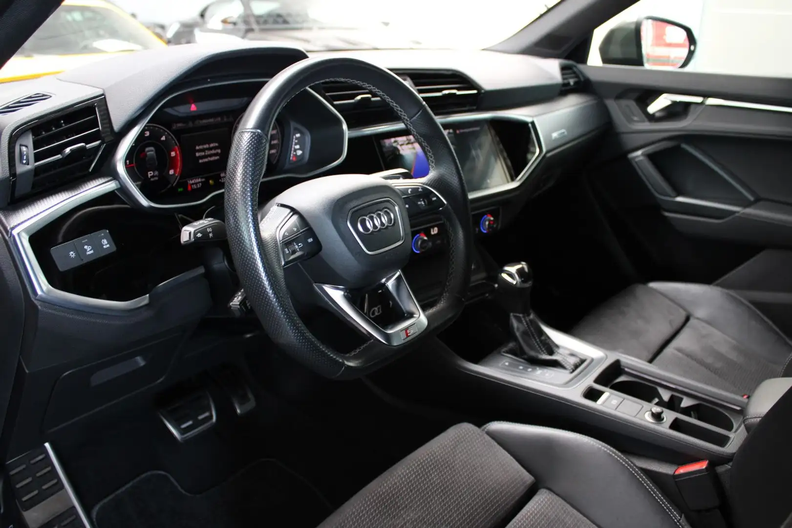 Audi Q3 SPORTBACK 35 TDI BLACK S LINE SPORT EXCLUSIVE Gris - 2