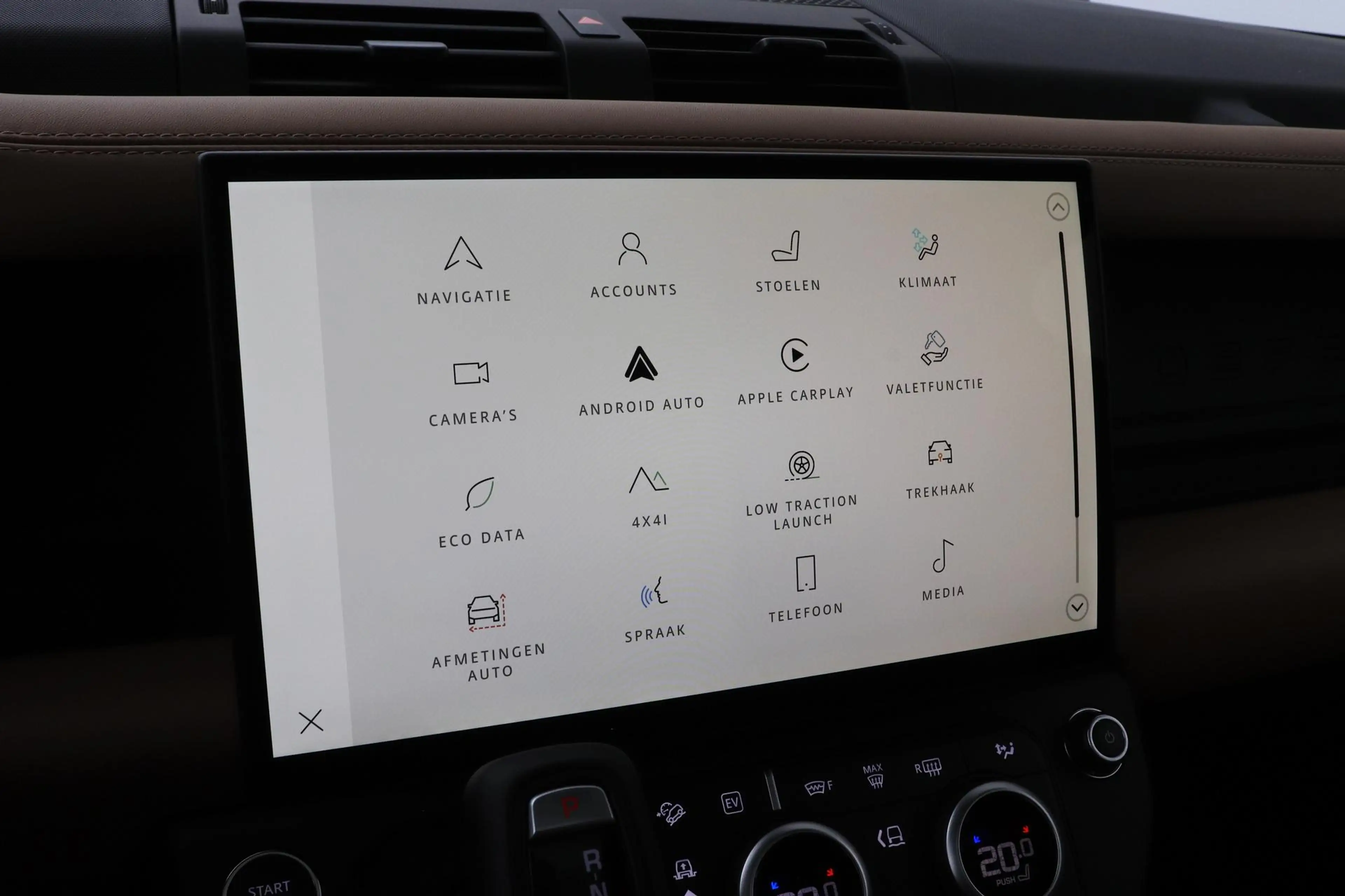 Land Rover Defender 110 P300e X-Dynamic HSE | MY26 | ClearSight | Meri — photo 22
